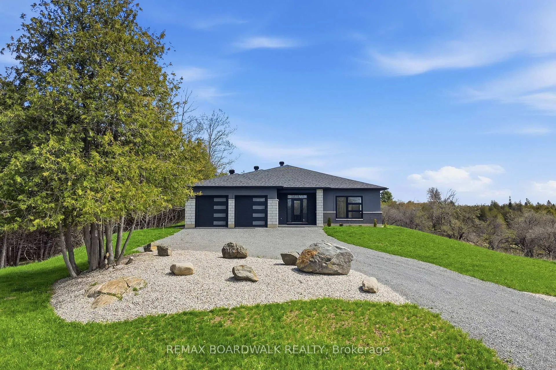 Photo 1 of 456 Pine Grove, Lanark Highlands, Lanark Highlands (Lanark) Twp — HOMEH
