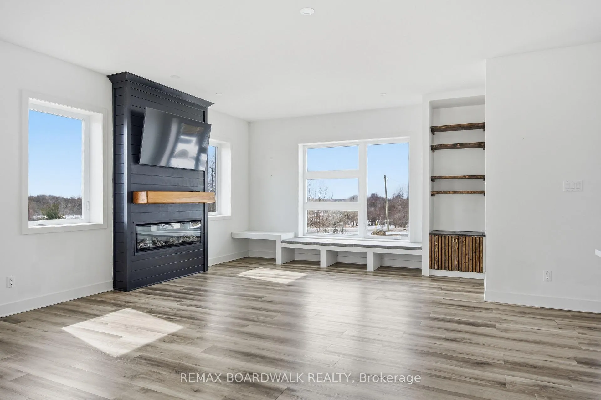 Photo 10 of 456 Pine Grove, Lanark Highlands, Lanark Highlands (Lanark) Twp — HOMEH