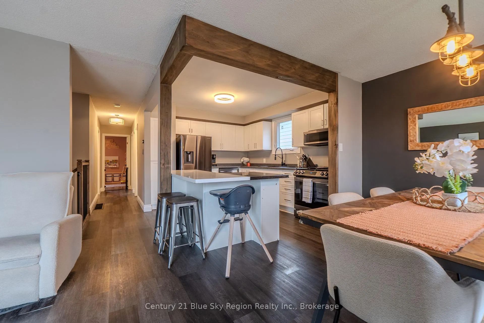 Photo 5 of 34 Belleview Crescent, North Bay, College Heights — HOMEH
