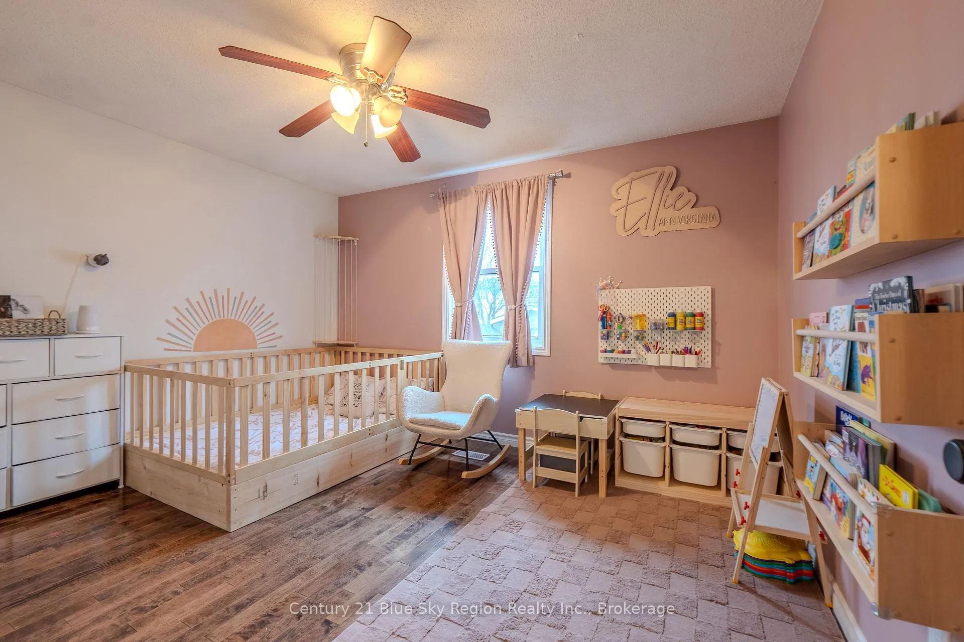Photo 16 of 34 Belleview Crescent, North Bay, College Heights — HOMEH