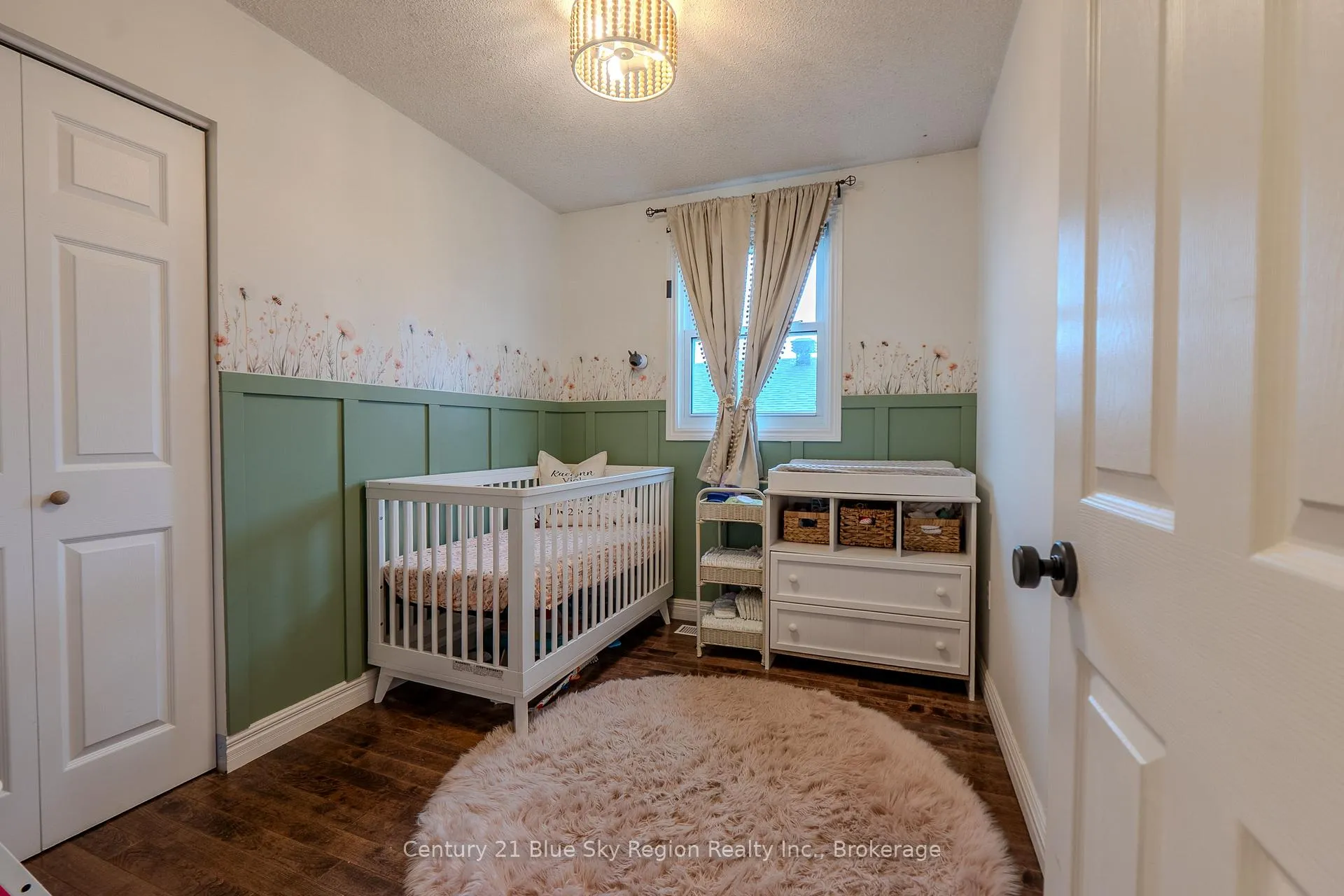 Photo 18 of 34 Belleview Crescent, North Bay, College Heights — HOMEH