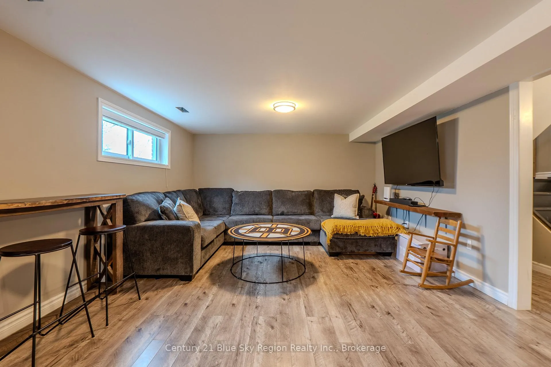 Photo 20 of 34 Belleview Crescent, North Bay, College Heights — HOMEH