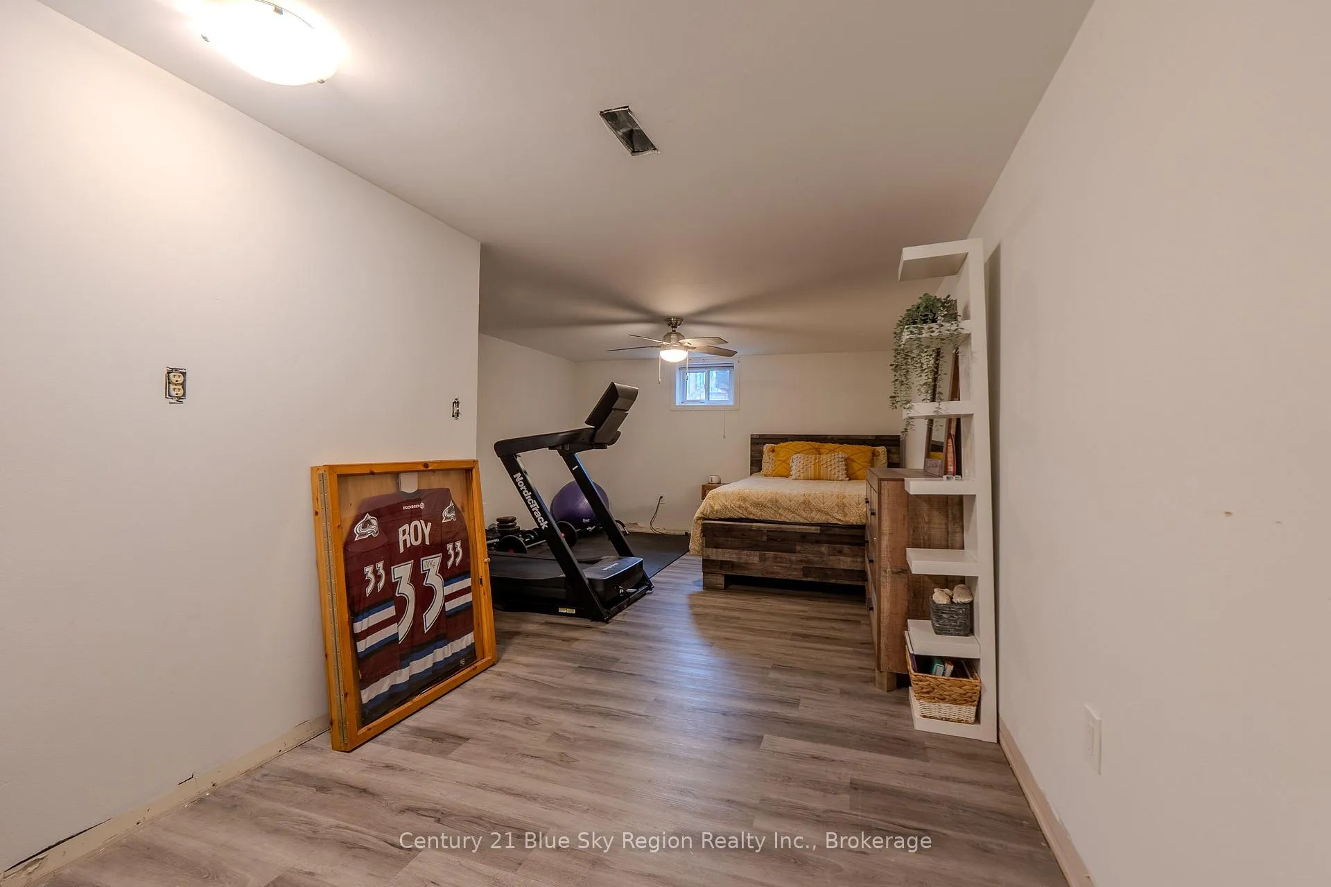 Photo 25 of 34 Belleview Crescent, North Bay, College Heights — HOMEH