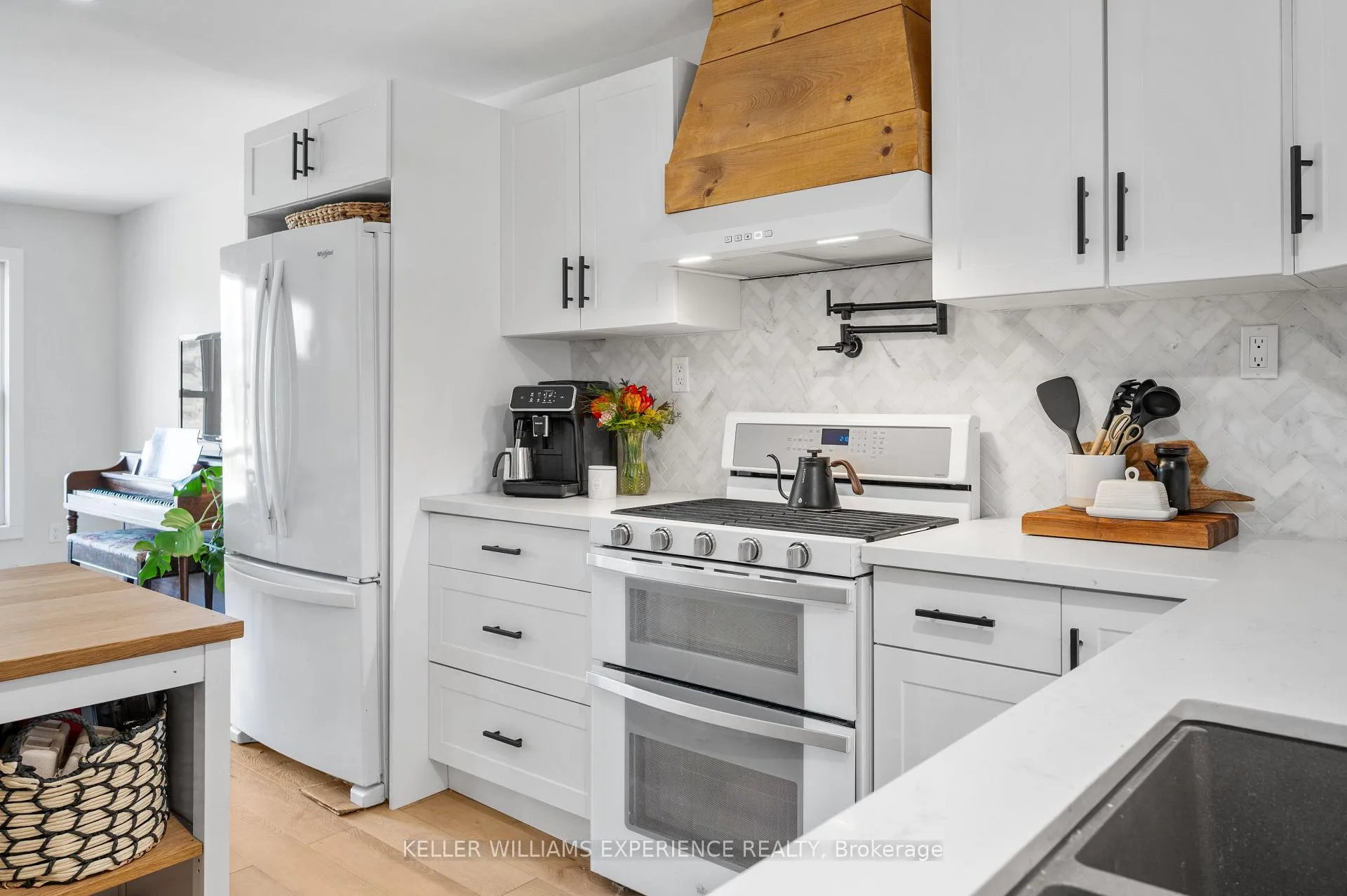 Photo 7 of 2668 Westshore Crescent, Severn, West Shore — HOMEH