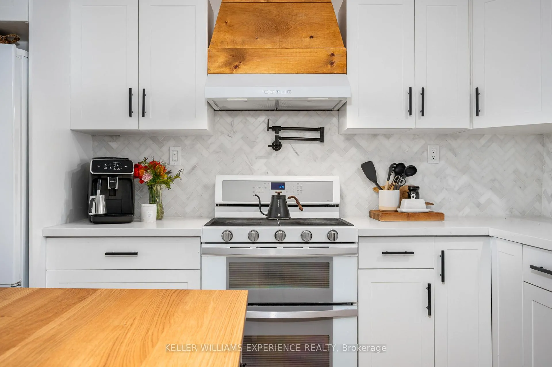 Photo 3 of 2668 Westshore Crescent, Severn, West Shore — HOMEH