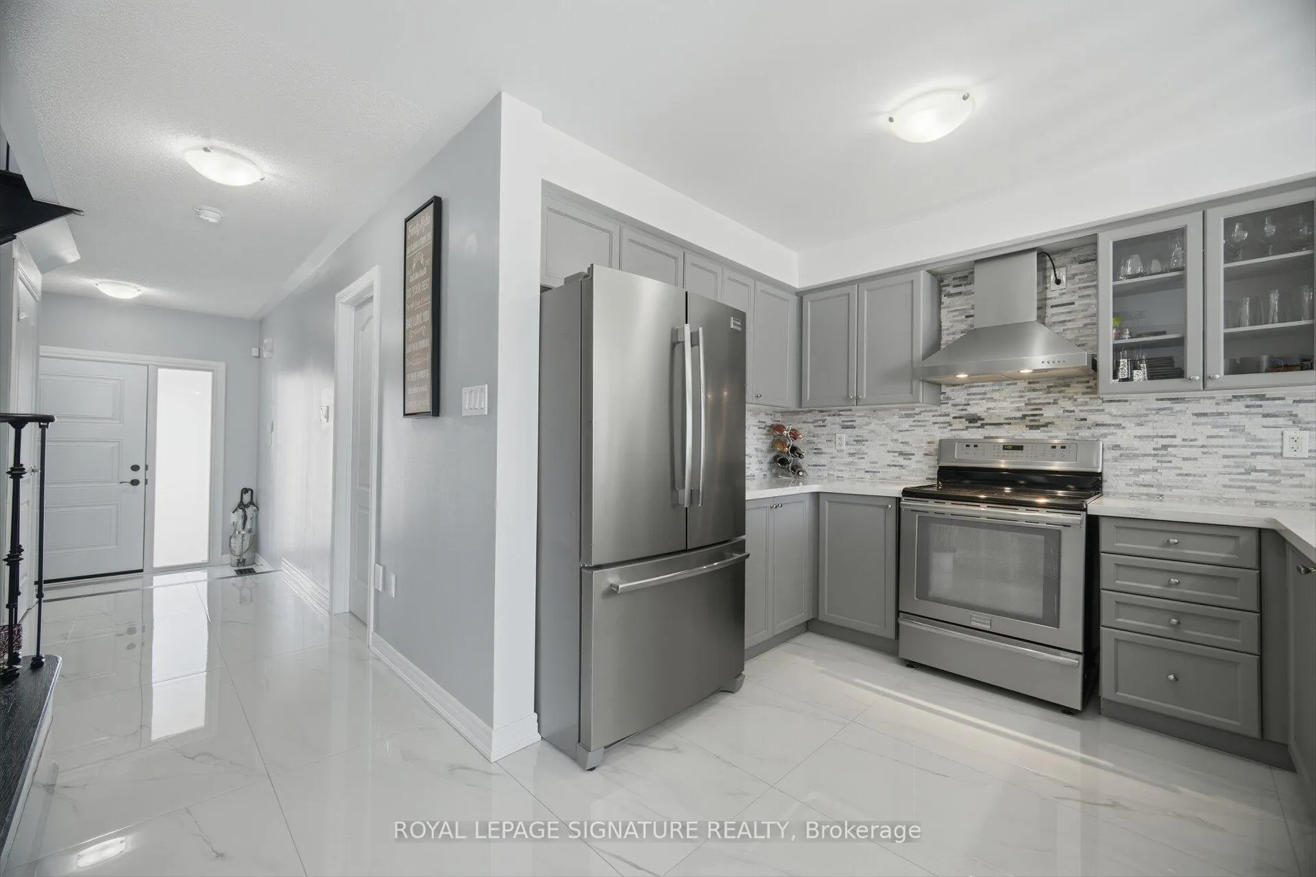 Photo 4 of 7 Cedarbrook Road, Brampton, Sandringham-Wellington — HOMEH