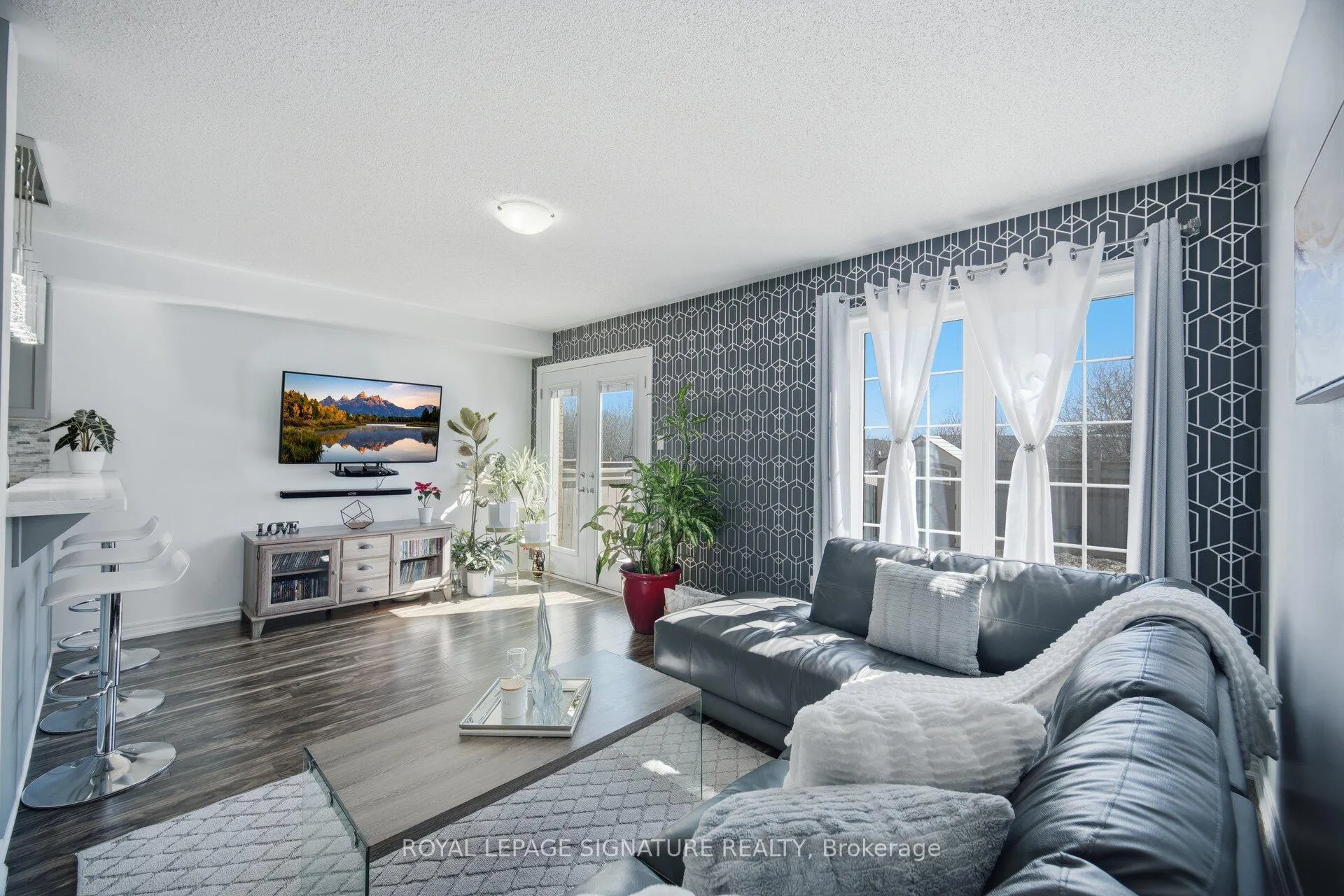 Photo 10 of 7 Cedarbrook Road, Brampton, Sandringham-Wellington — HOMEH