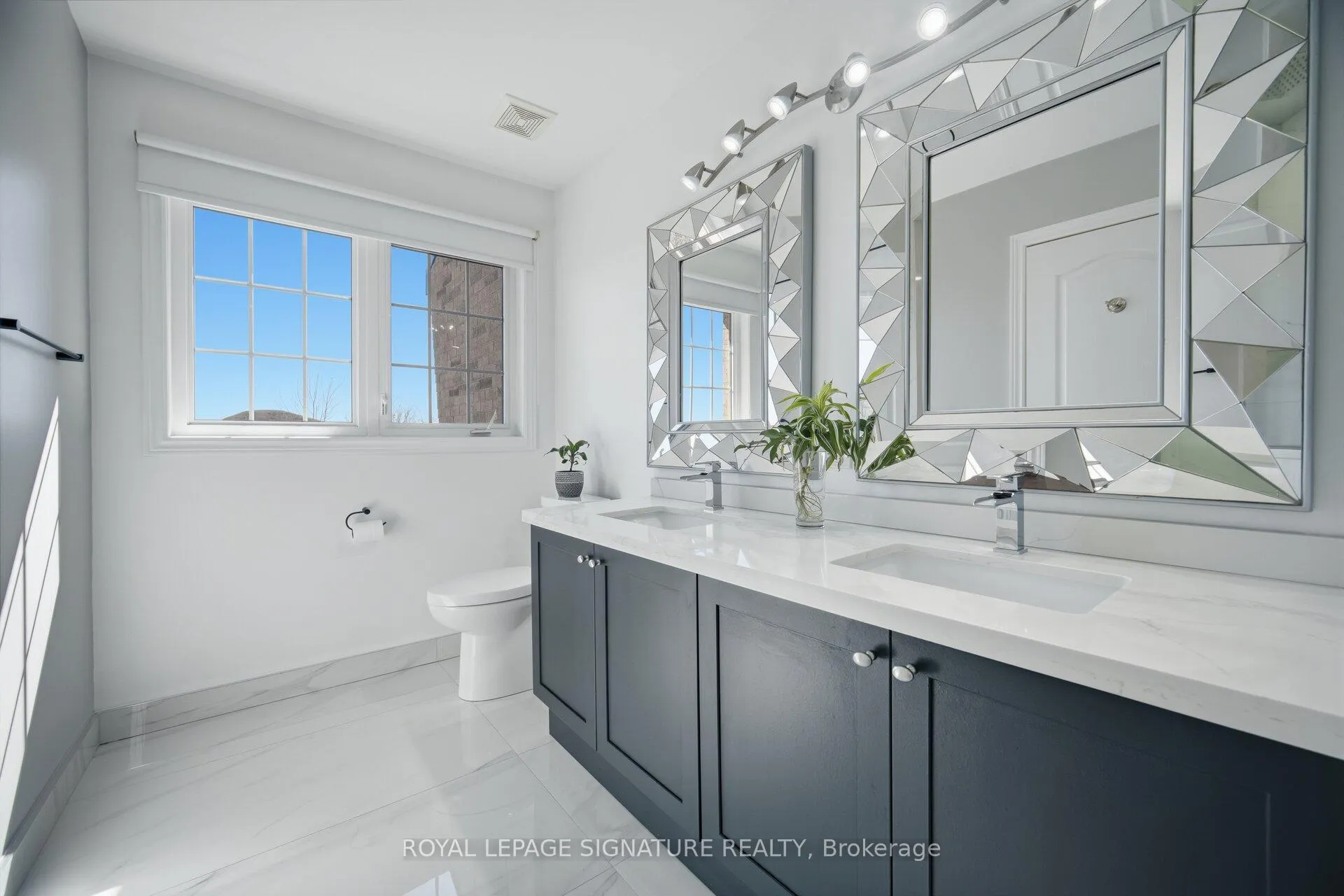 Photo 22 of 7 Cedarbrook Road, Brampton, Sandringham-Wellington — HOMEH