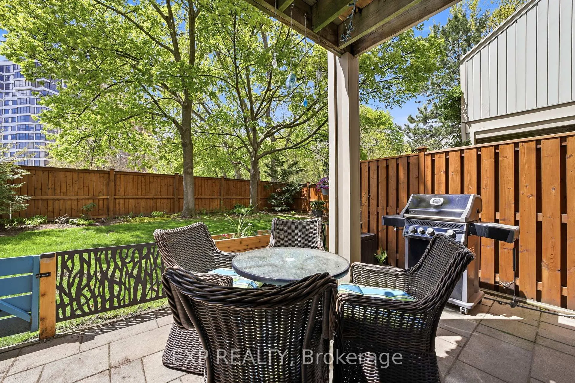 Photo 14 of Unit 2, 1010 Walden Circle, Mississauga, Clarkson — HOMEH