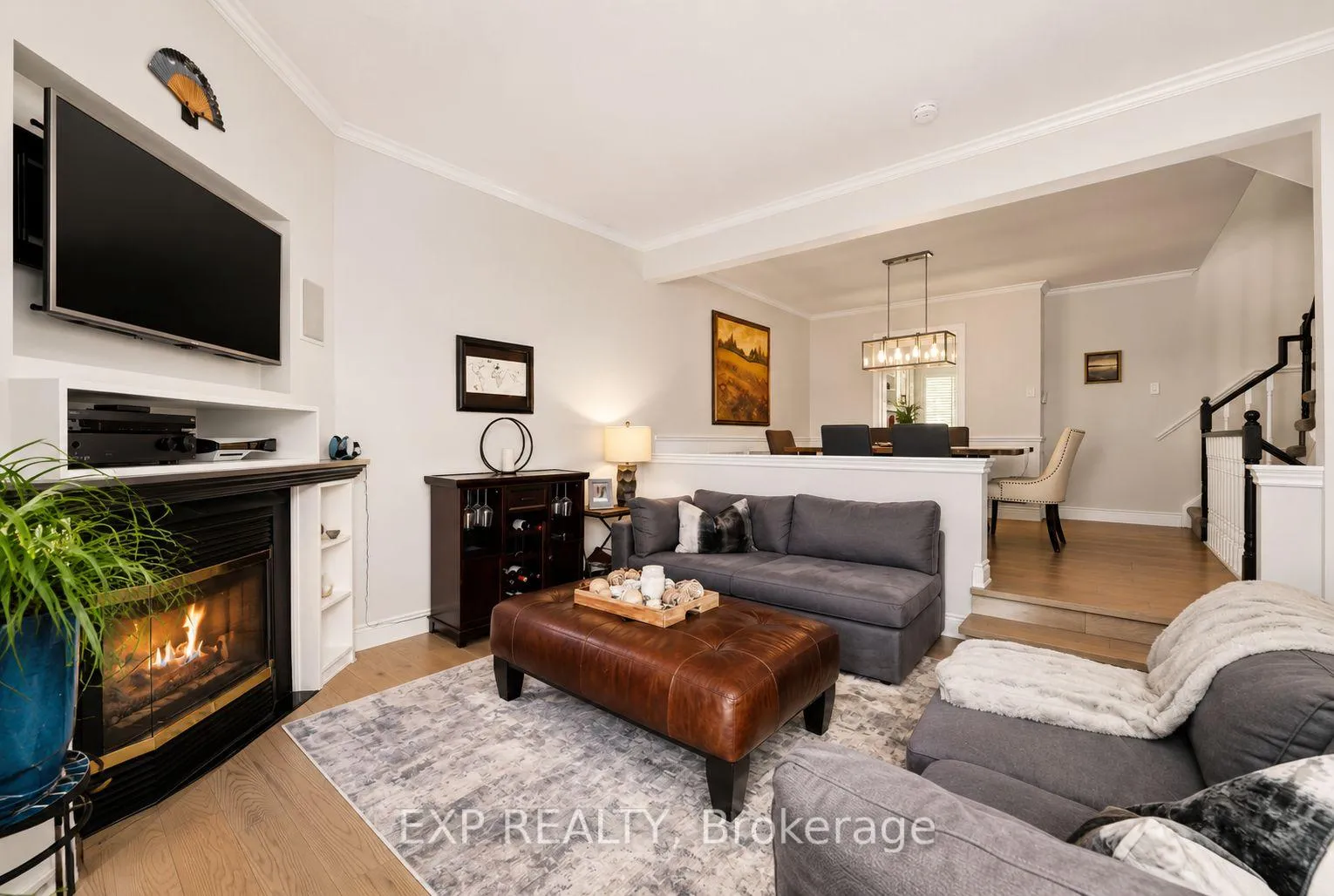 Photo 16 of Unit 2, 1010 Walden Circle, Mississauga, Clarkson — HOMEH