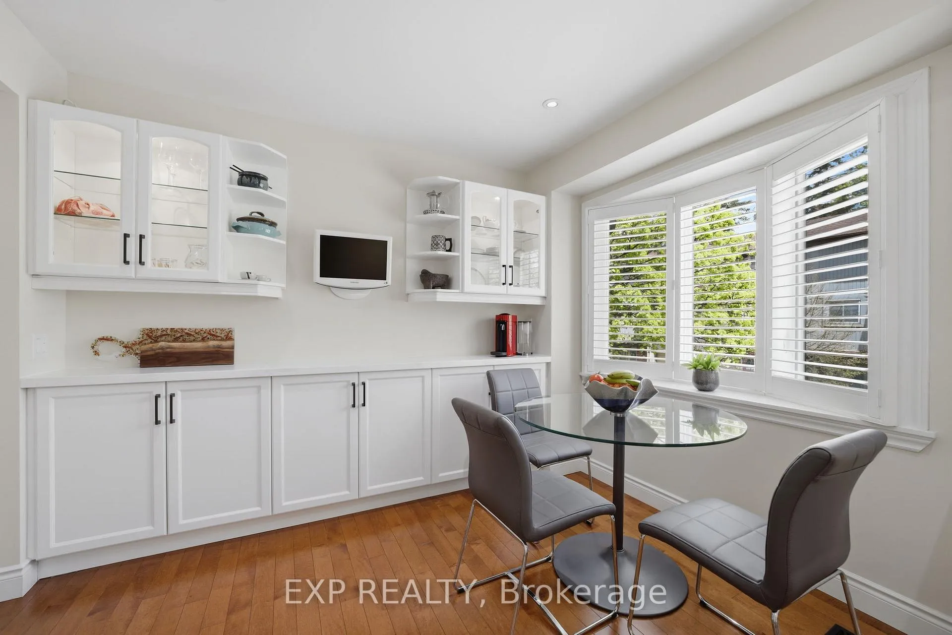 Photo 24 of Unit 2, 1010 Walden Circle, Mississauga, Clarkson — HOMEH