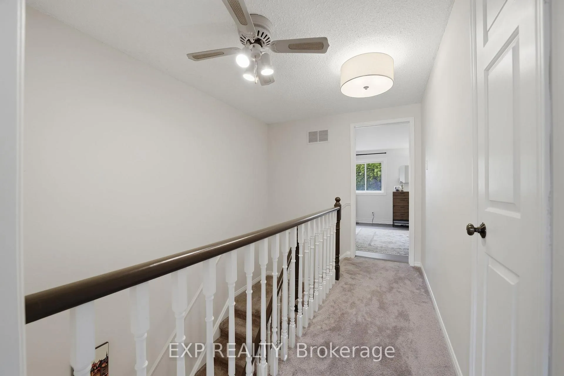 Photo 30 of Unit 2, 1010 Walden Circle, Mississauga, Clarkson — HOMEH