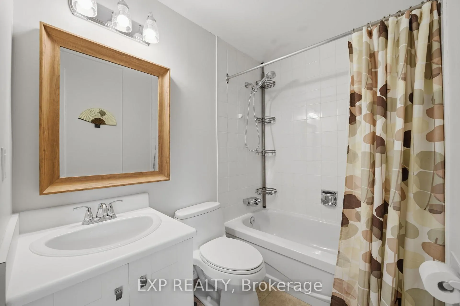 Photo 39 of Unit 2, 1010 Walden Circle, Mississauga, Clarkson — HOMEH