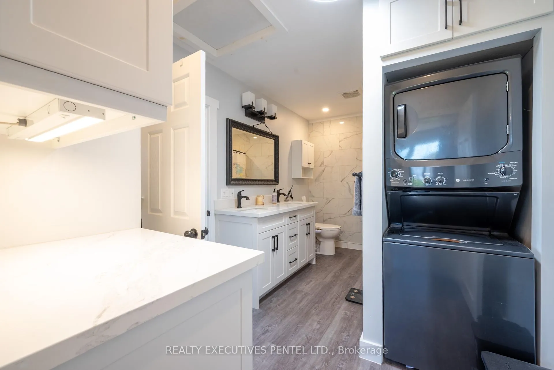 Photo 8 of 12 Station Street, Cobourg — HOMEH