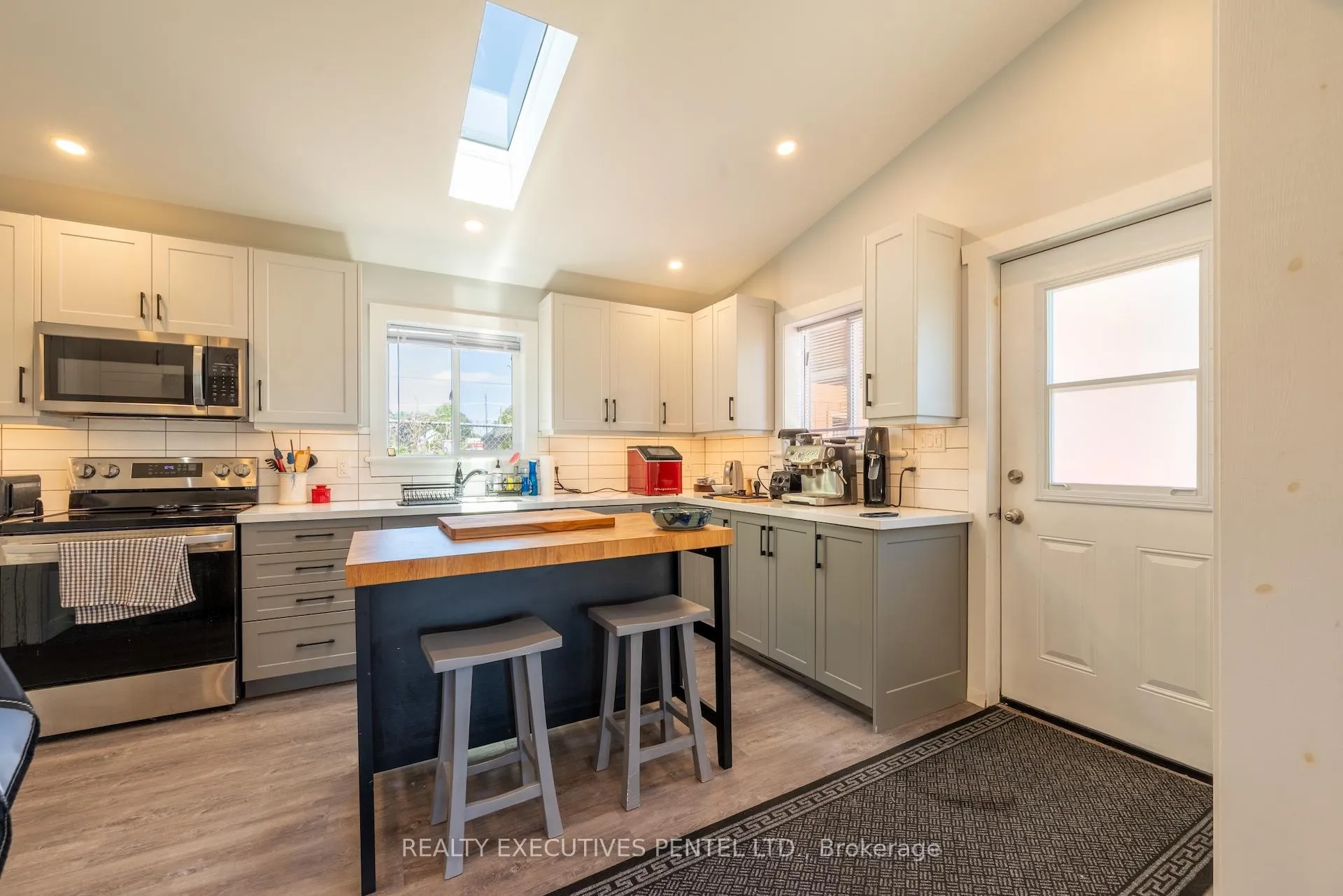 Photo 14 of 12 Station Street, Cobourg — HOMEH