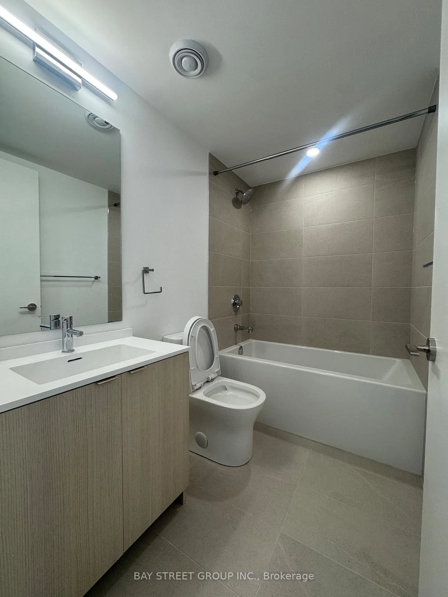 Photo 3 of Unit #3109, 100 Queen Street E, Toronto, Church-Yonge Corridor — HOMEH
