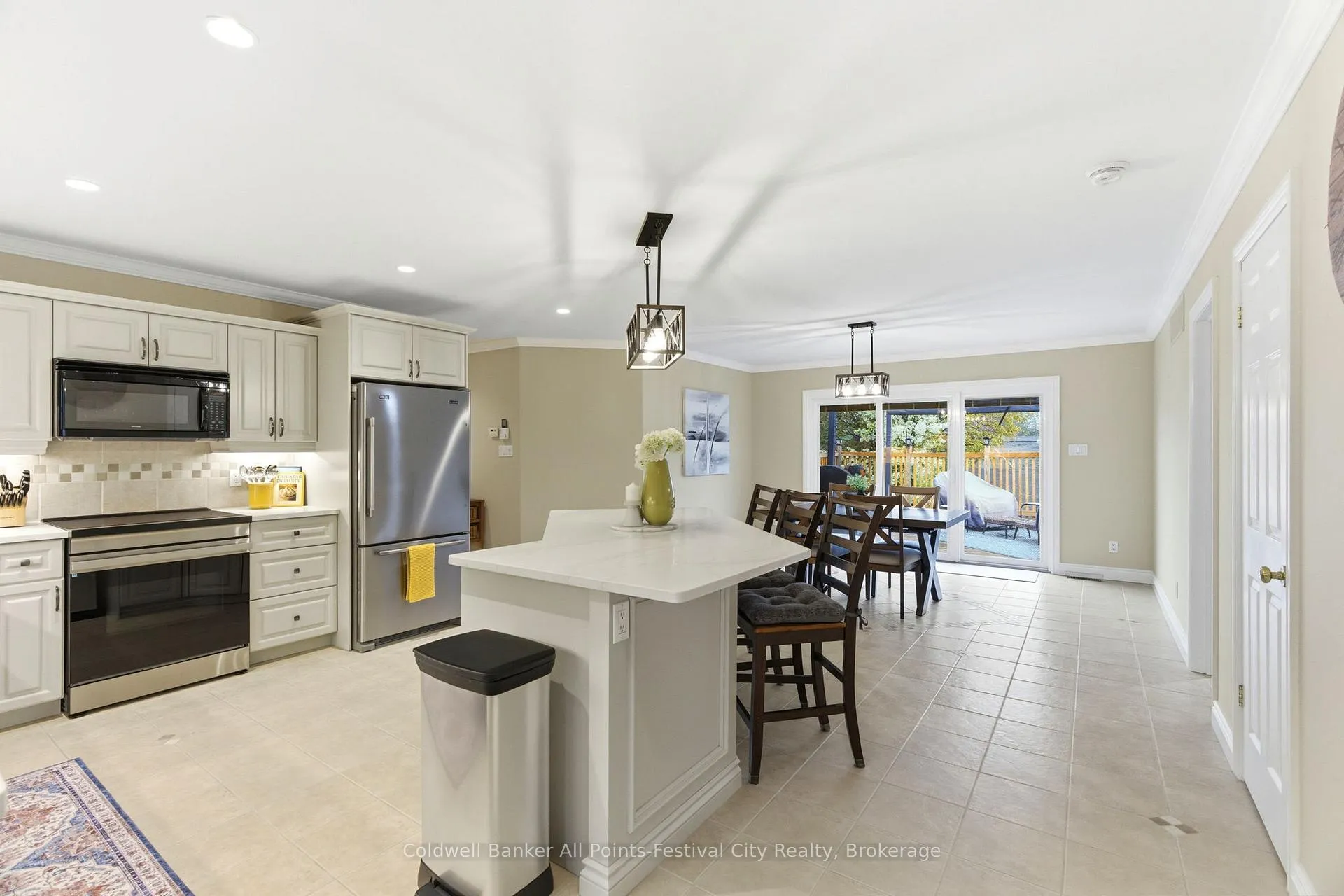 Photo 9 of 16 Balvina Drive W, Goderich, Goderich (Town) — HOMEH