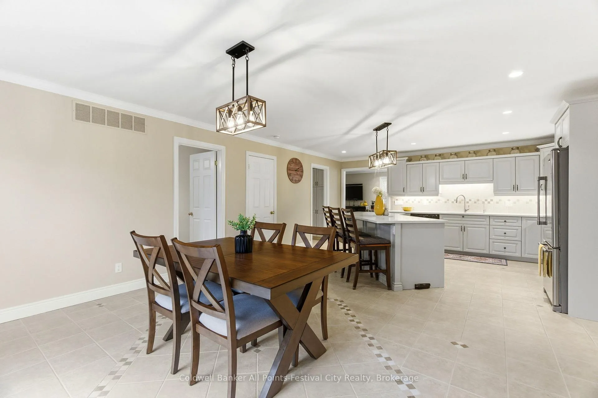 Photo 15 of 16 Balvina Drive W, Goderich, Goderich (Town) — HOMEH