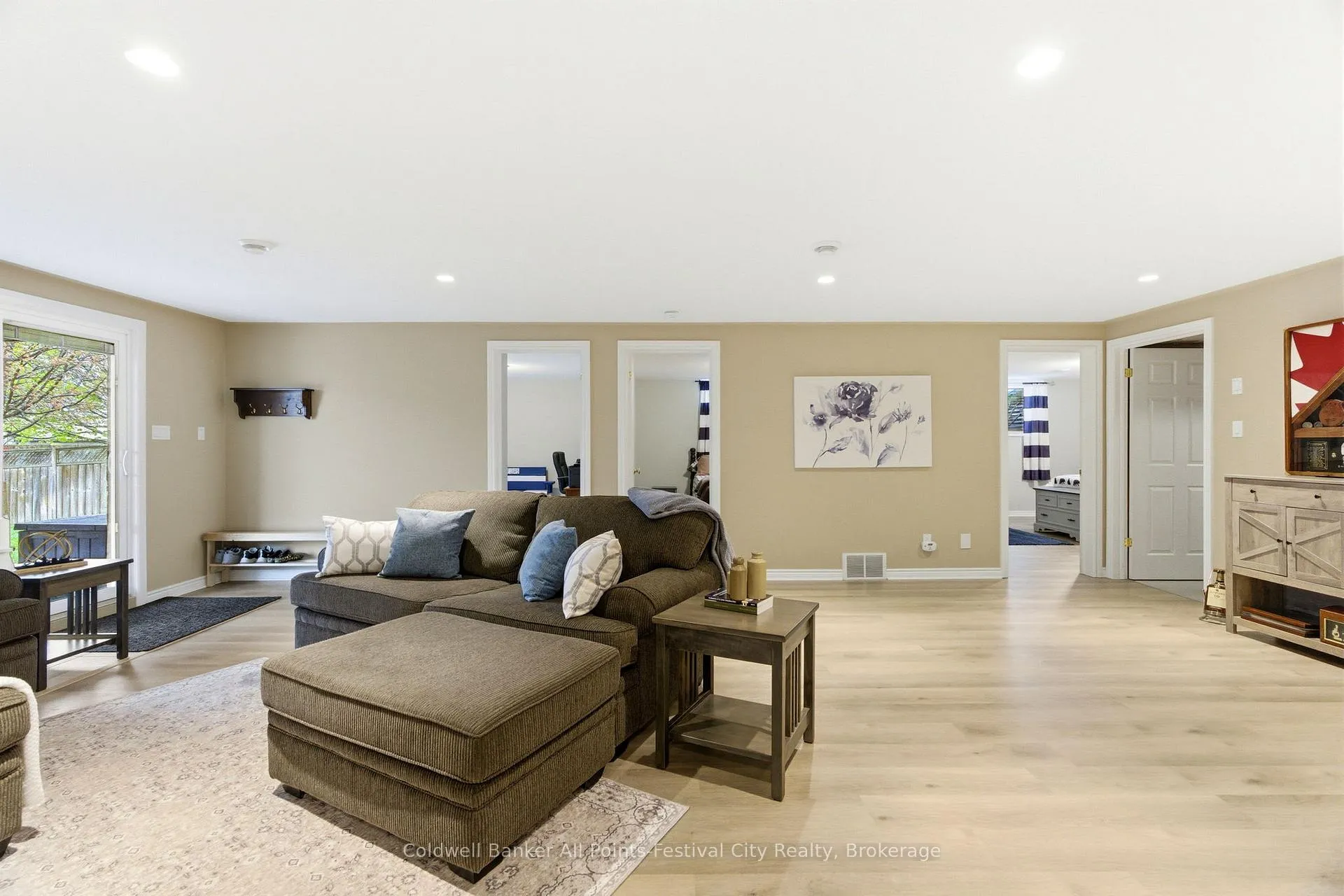 Photo 27 of 16 Balvina Drive W, Goderich, Goderich (Town) — HOMEH