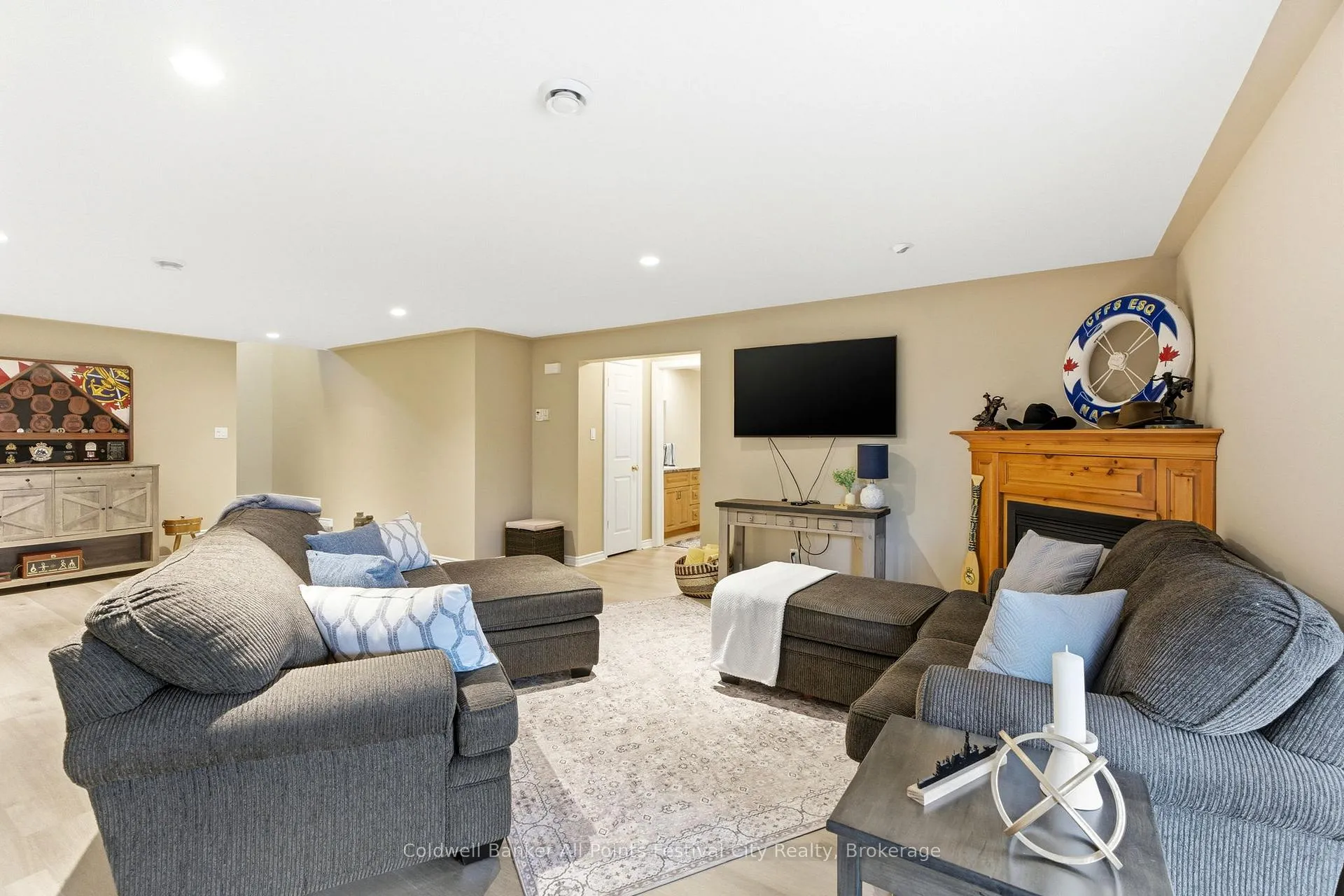 Photo 29 of 16 Balvina Drive W, Goderich, Goderich (Town) — HOMEH