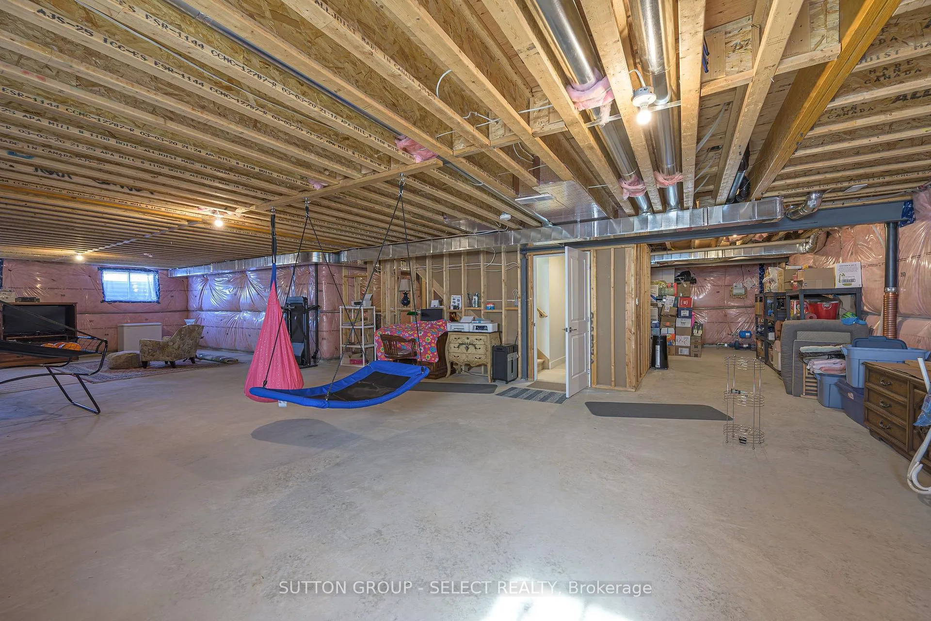 Photo 33 of 723 Pondhaven Road, Strathroy-Caradoc, Mount Brydges — HOMEH