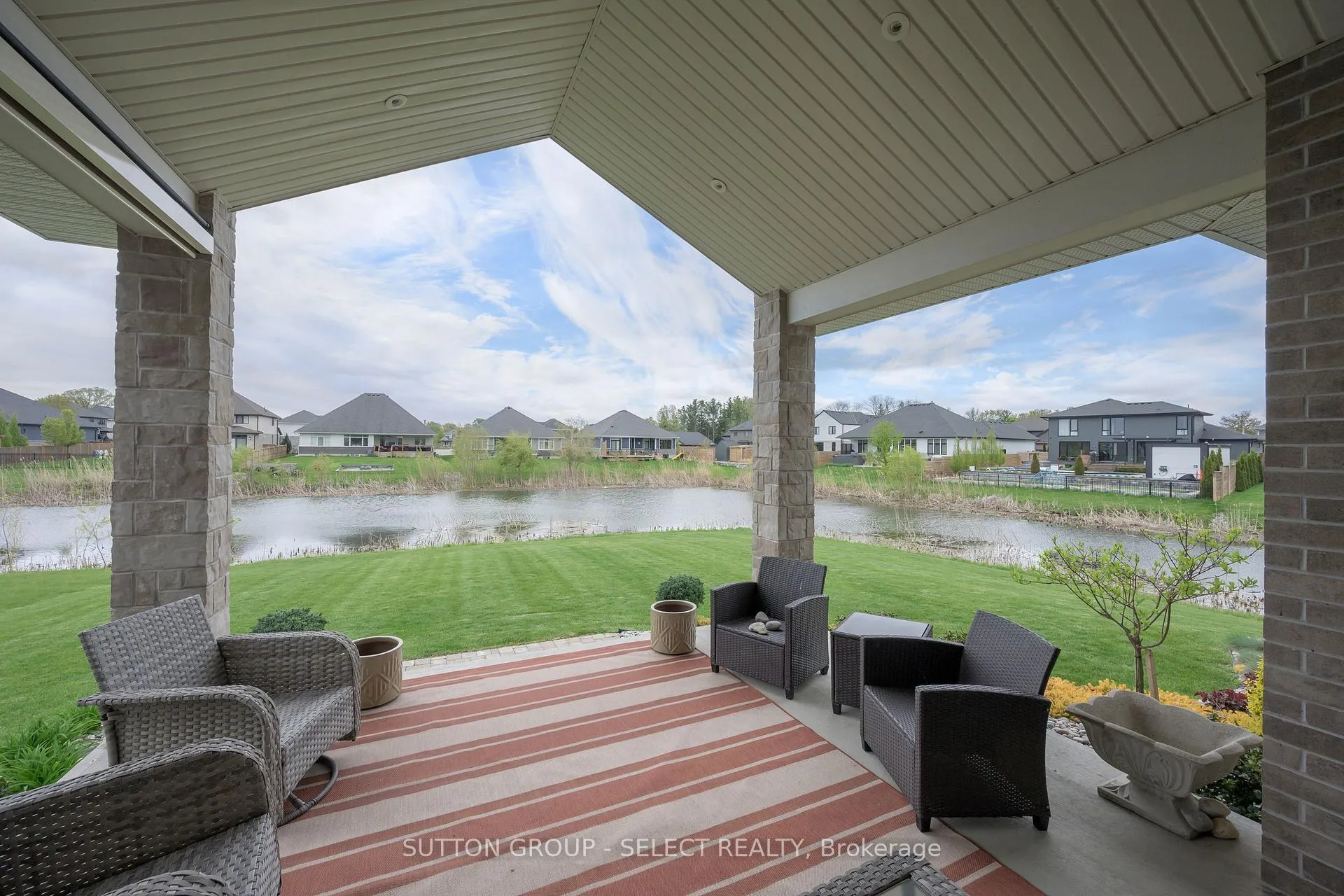 Photo 41 of 723 Pondhaven Road, Strathroy-Caradoc, Mount Brydges — HOMEH
