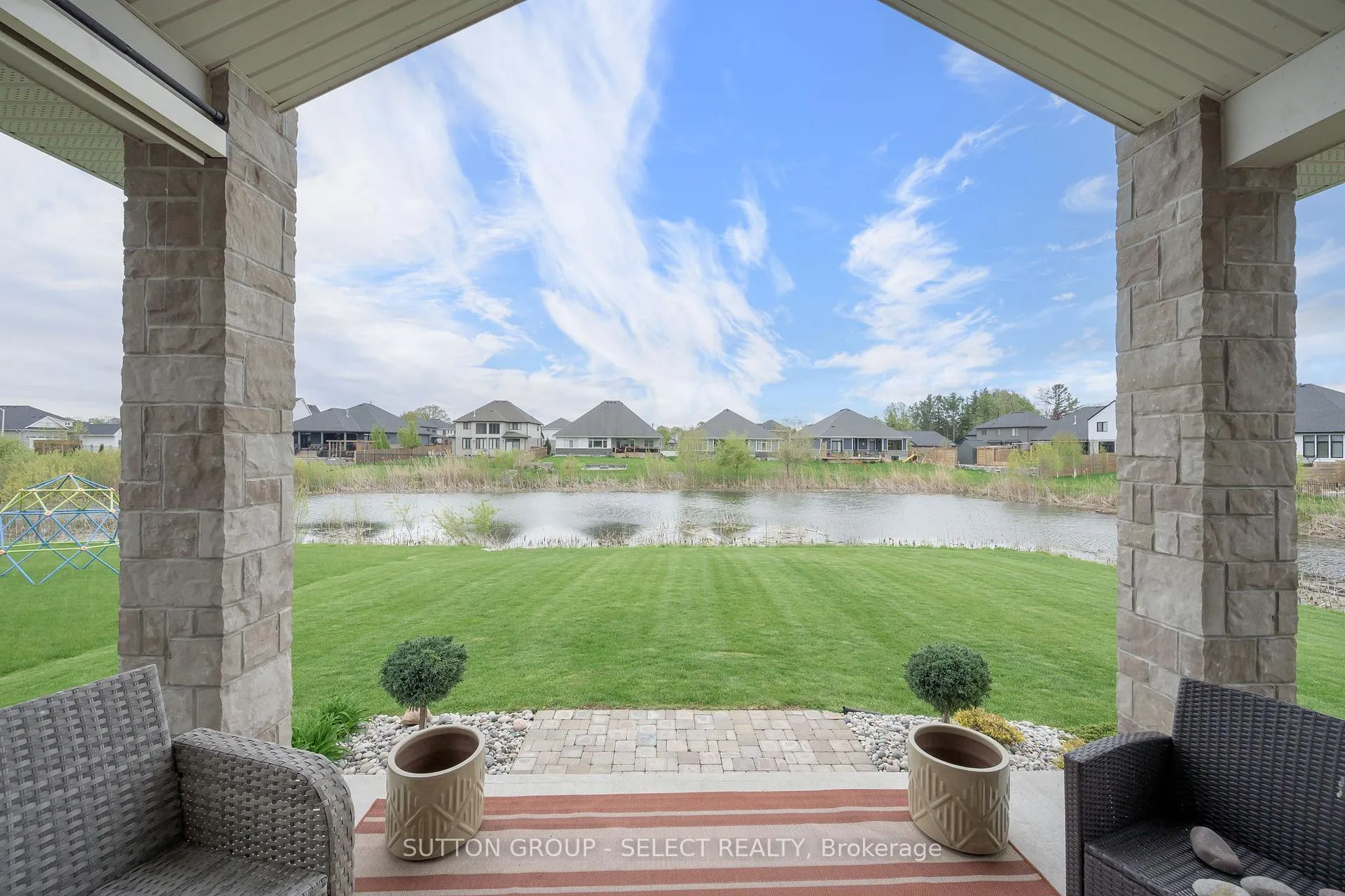 Photo 42 of 723 Pondhaven Road, Strathroy-Caradoc, Mount Brydges — HOMEH