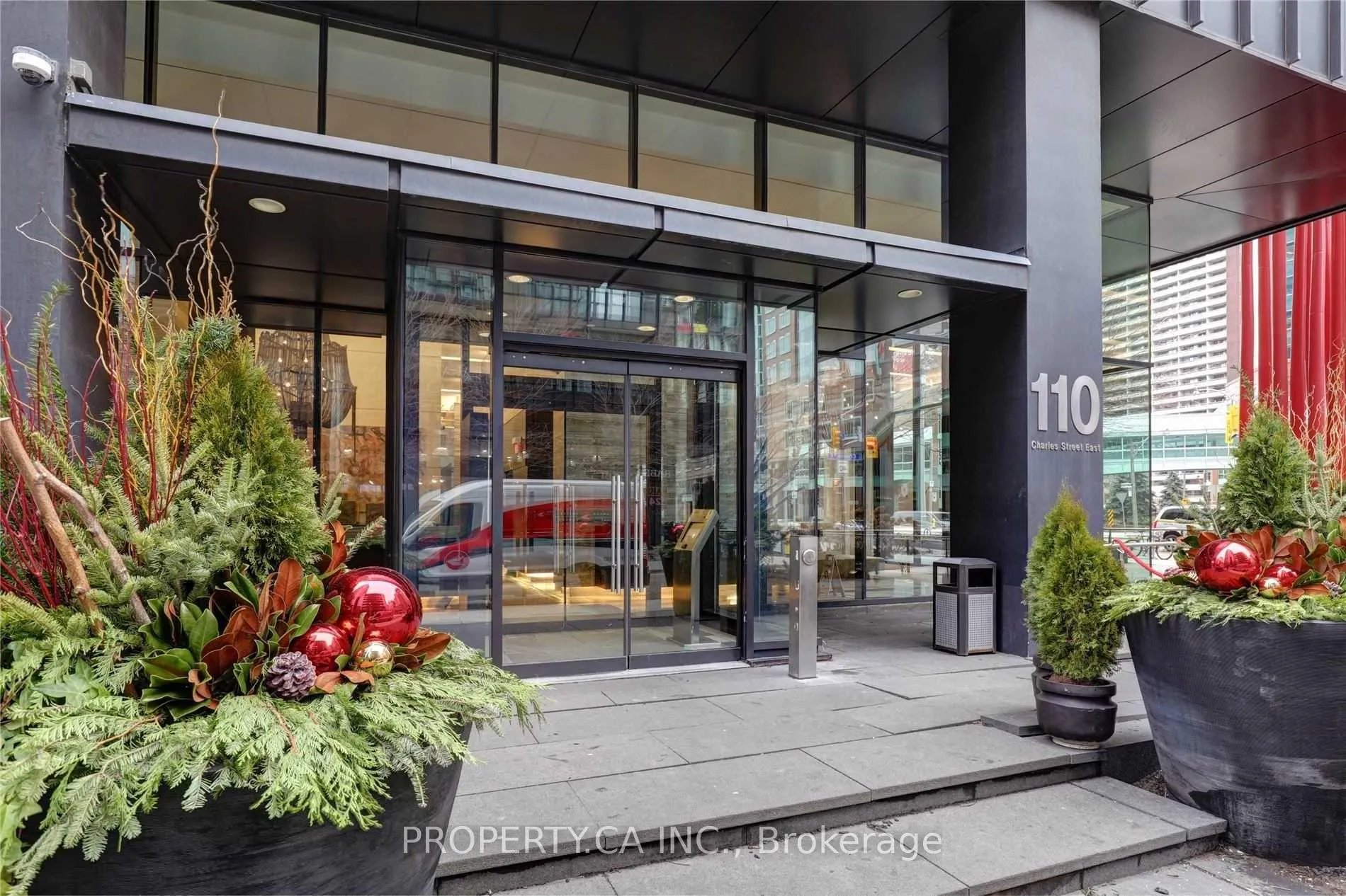 Photo 2 of Unit 2903, 110 Charles Street E, Toronto, Church-Yonge Corridor — HOMEH