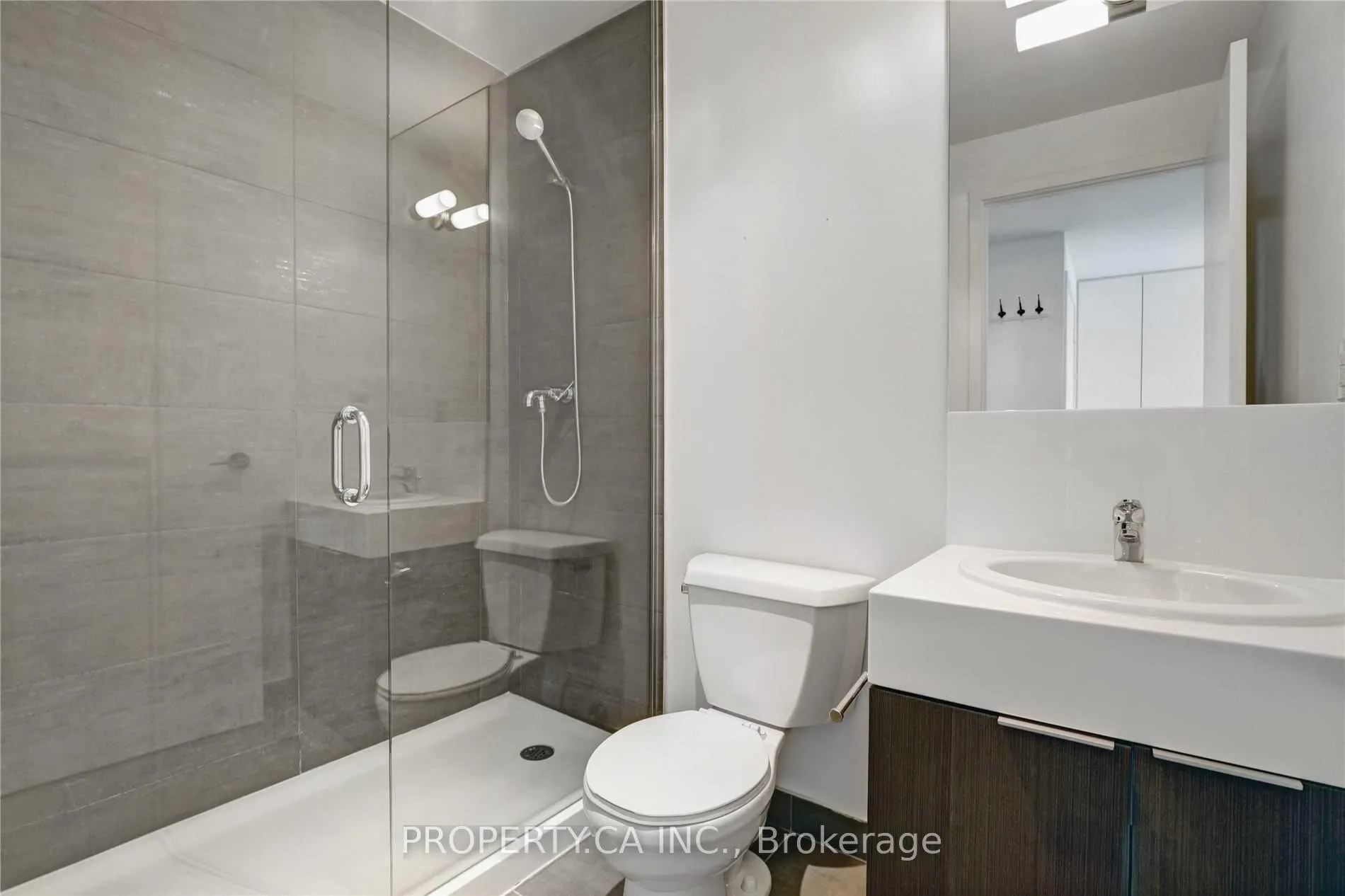 Photo 19 of Unit 2903, 110 Charles Street E, Toronto, Church-Yonge Corridor — HOMEH