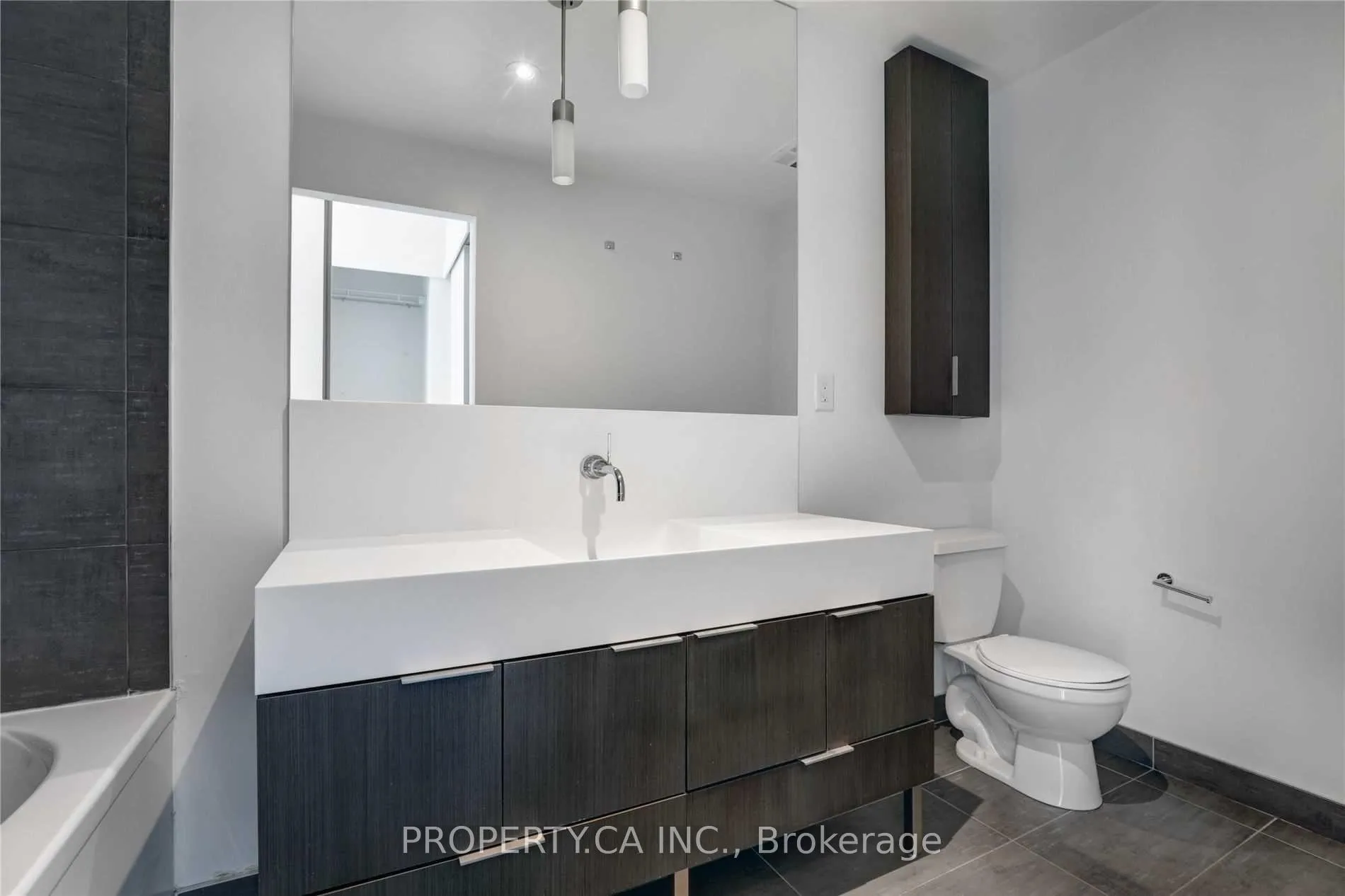 Photo 22 of Unit 2903, 110 Charles Street E, Toronto, Church-Yonge Corridor — HOMEH