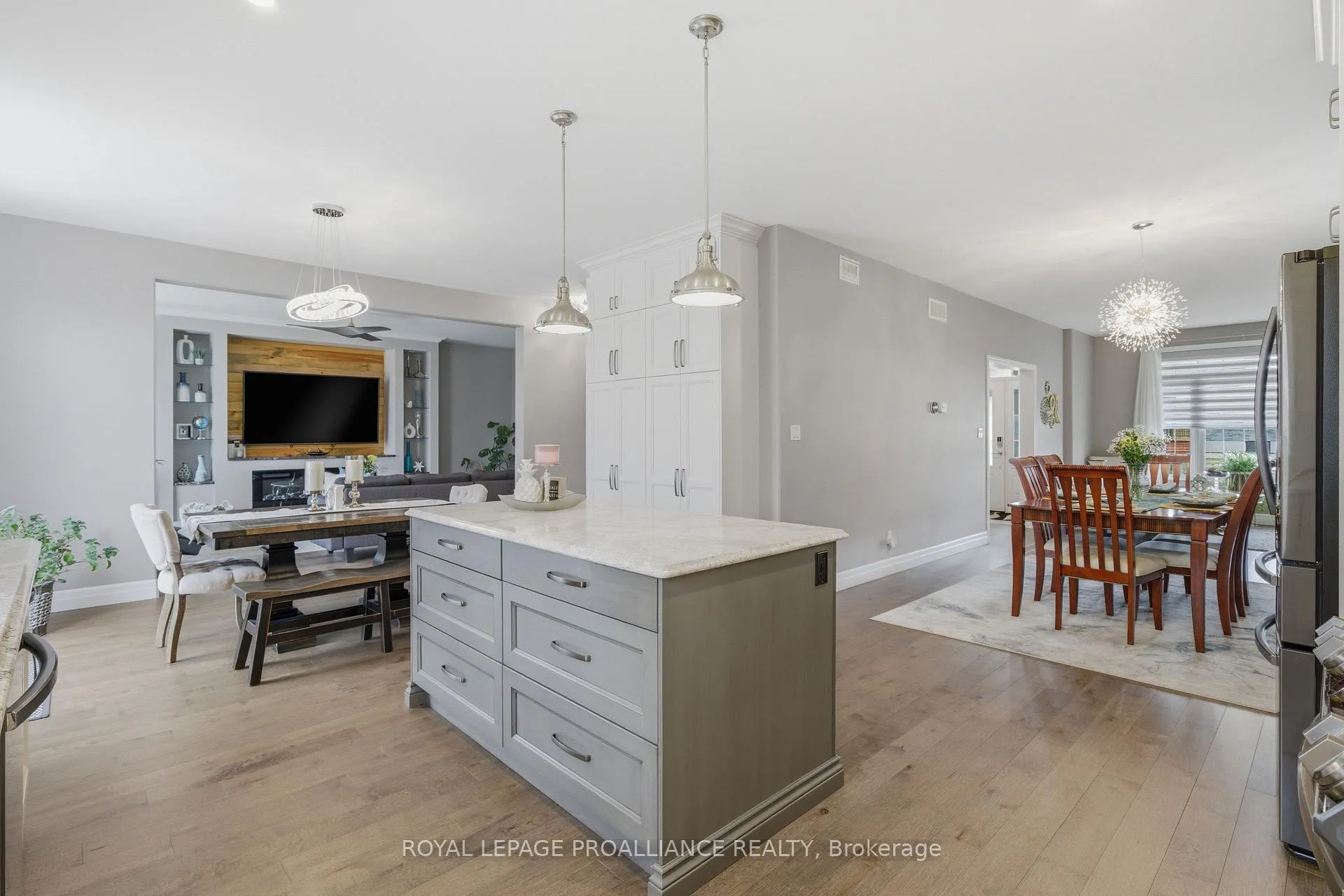 Photo 12 of 57 Appledene Drive, Quinte West, Murray Ward — HOMEH