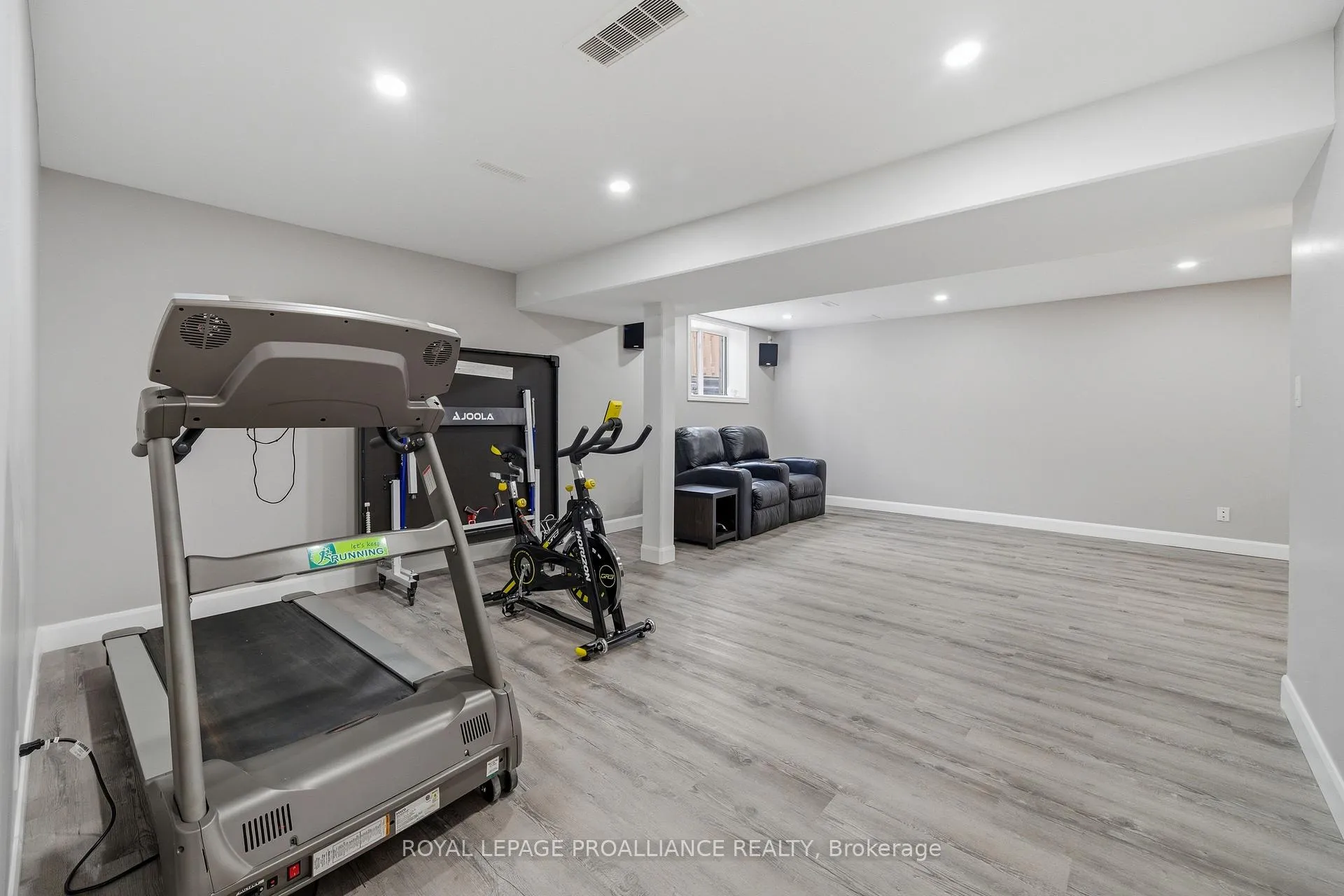 Photo 37 of 57 Appledene Drive, Quinte West, Murray Ward — HOMEH