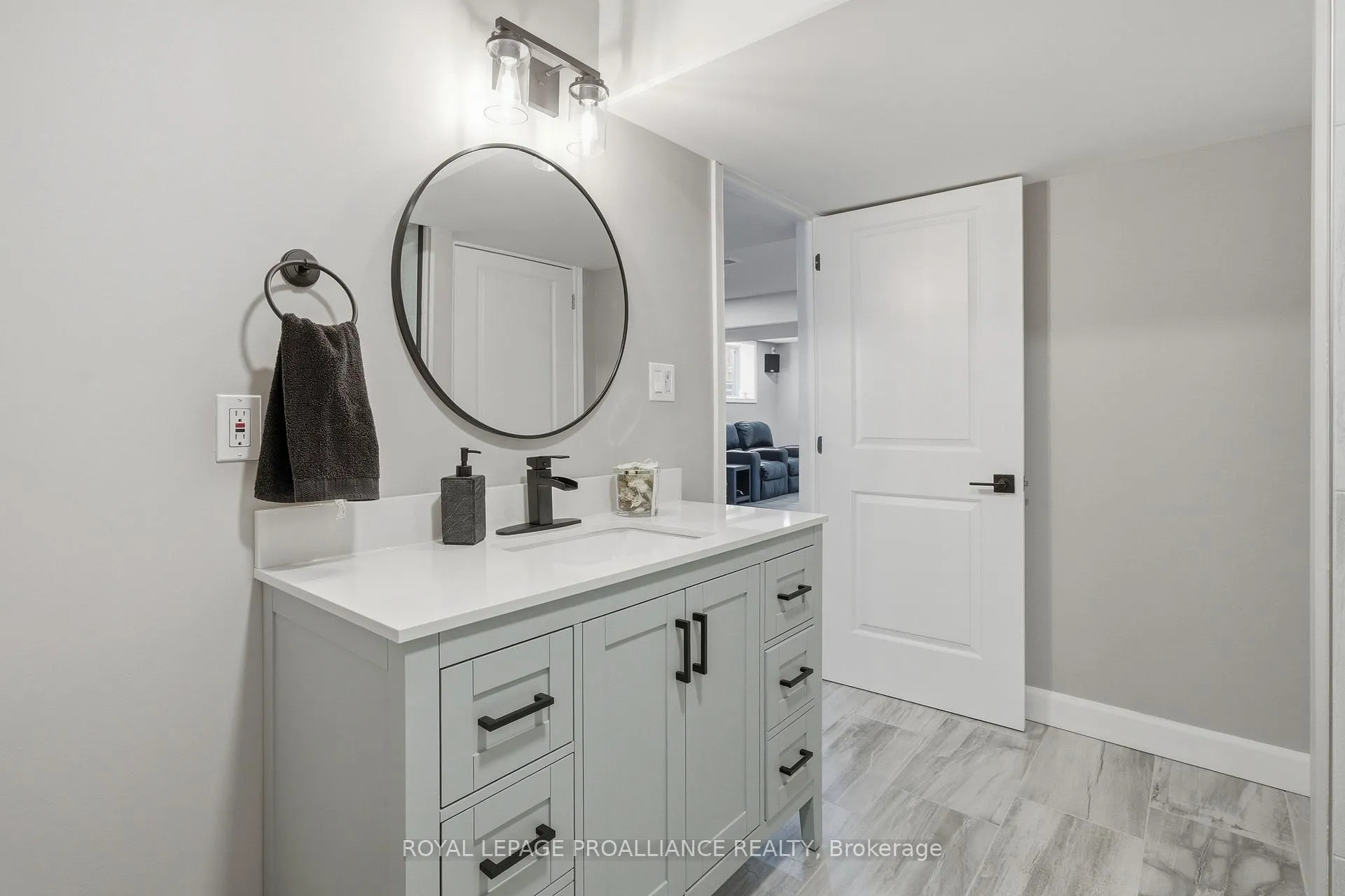 Photo 38 of 57 Appledene Drive, Quinte West, Murray Ward — HOMEH