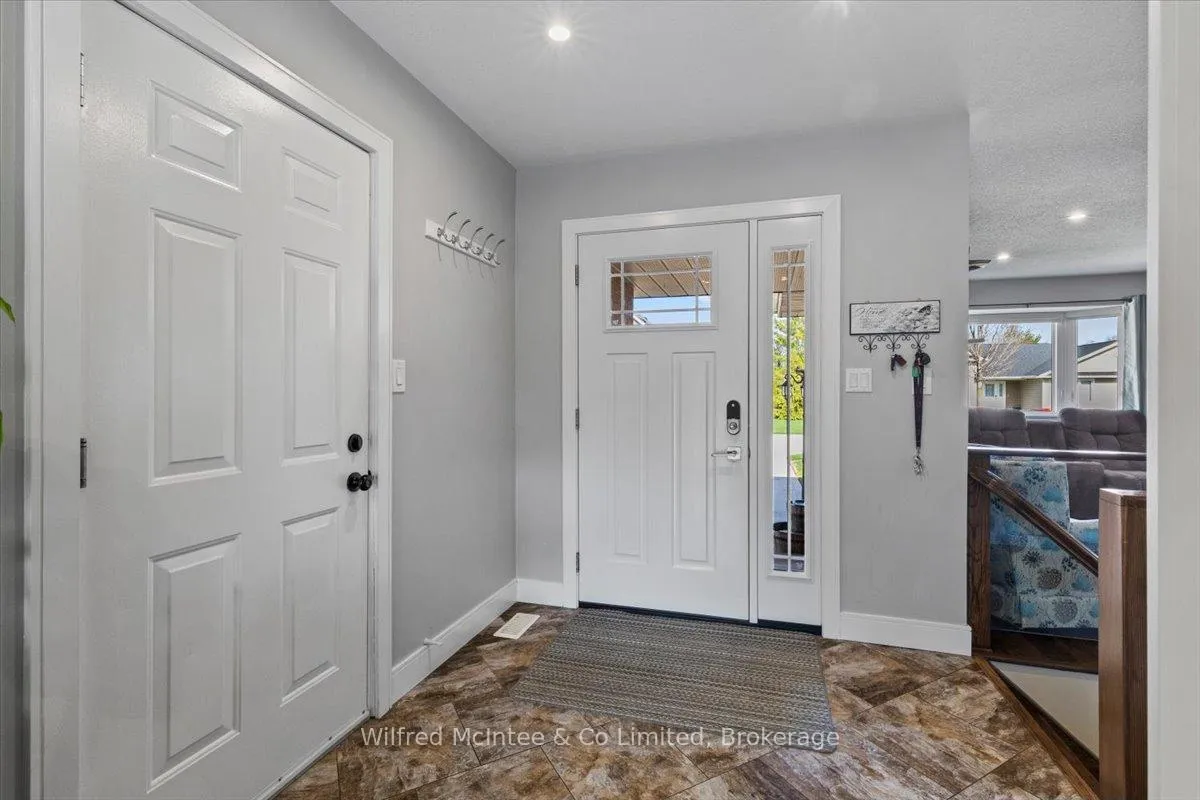 Photo 6 of 32 West River Road, Brockton — HOMEH