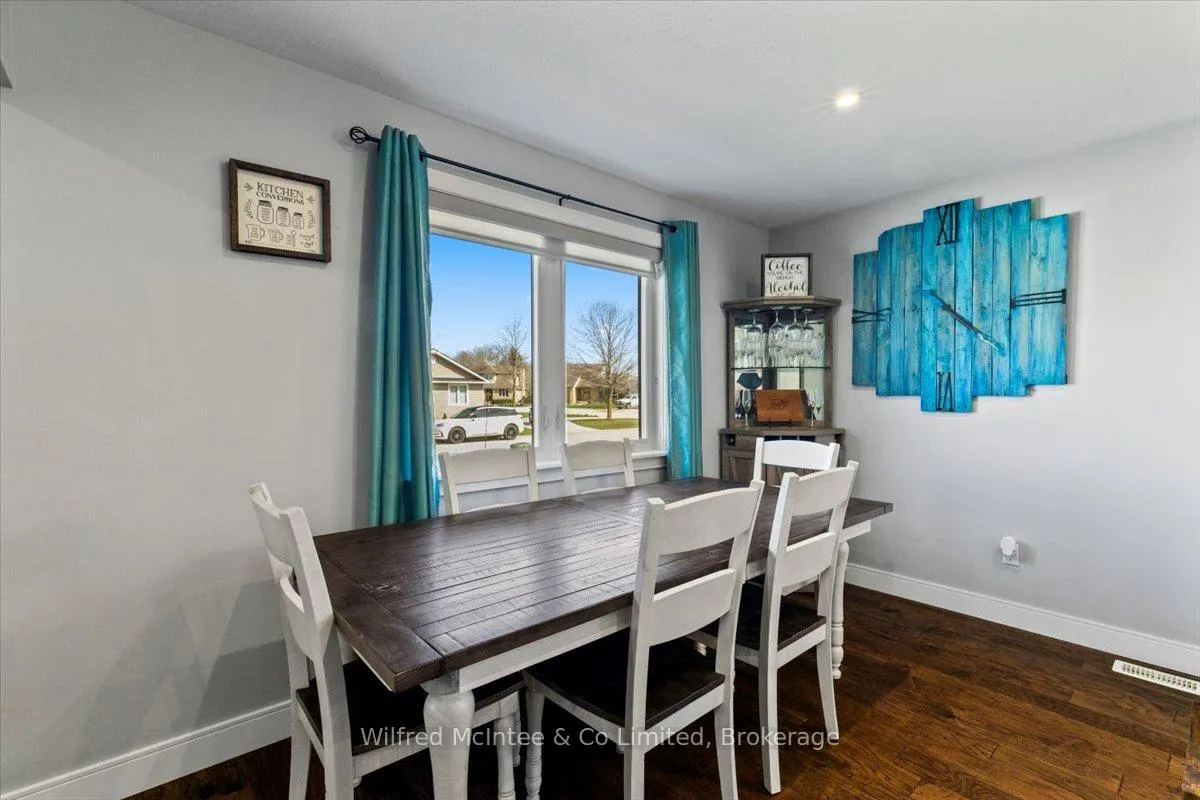 Photo 14 of 32 West River Road, Brockton — HOMEH