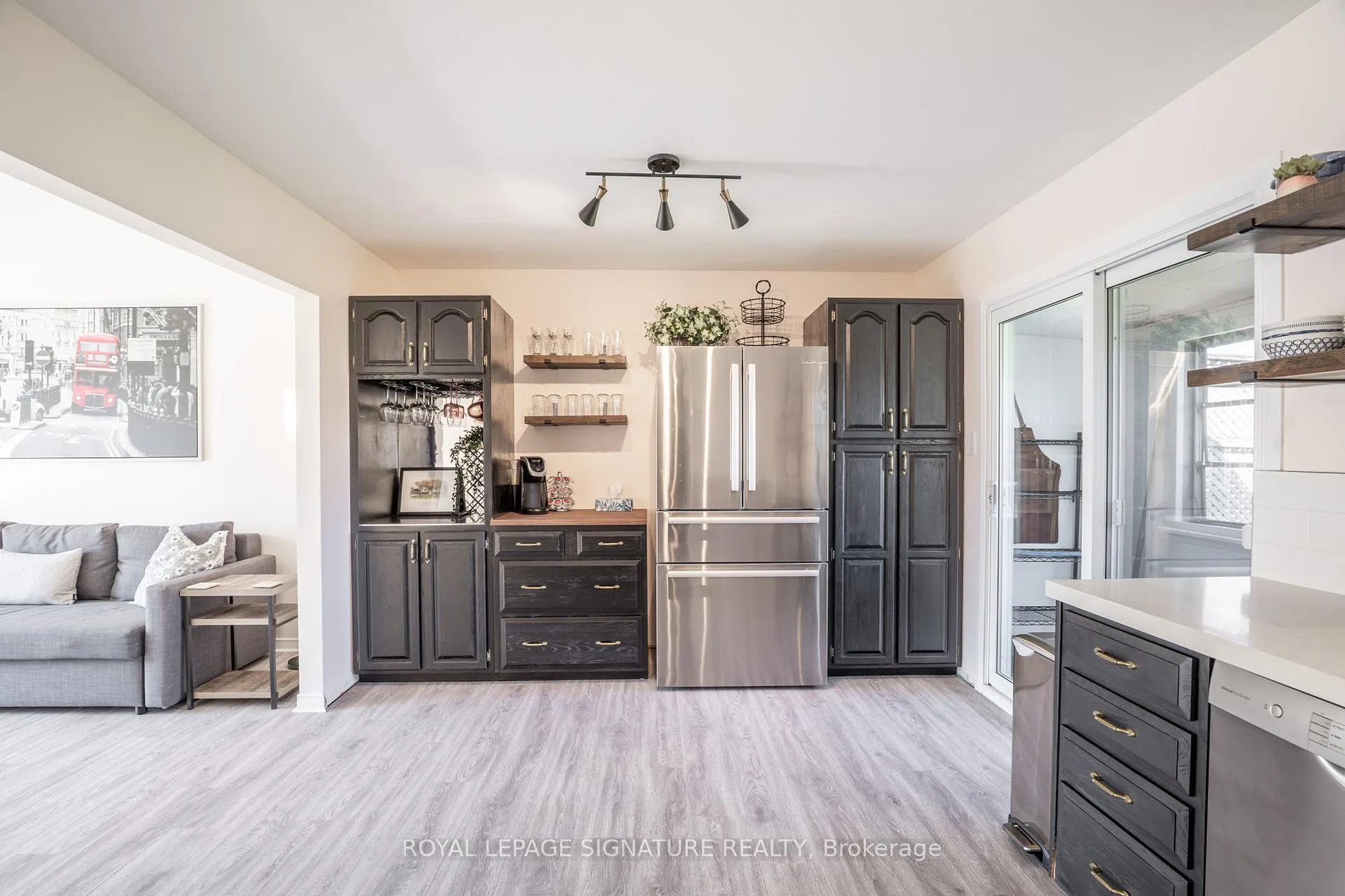 Photo 6 of 34 Champlain Crescent, Oro-Medonte, Warminster — HOMEH