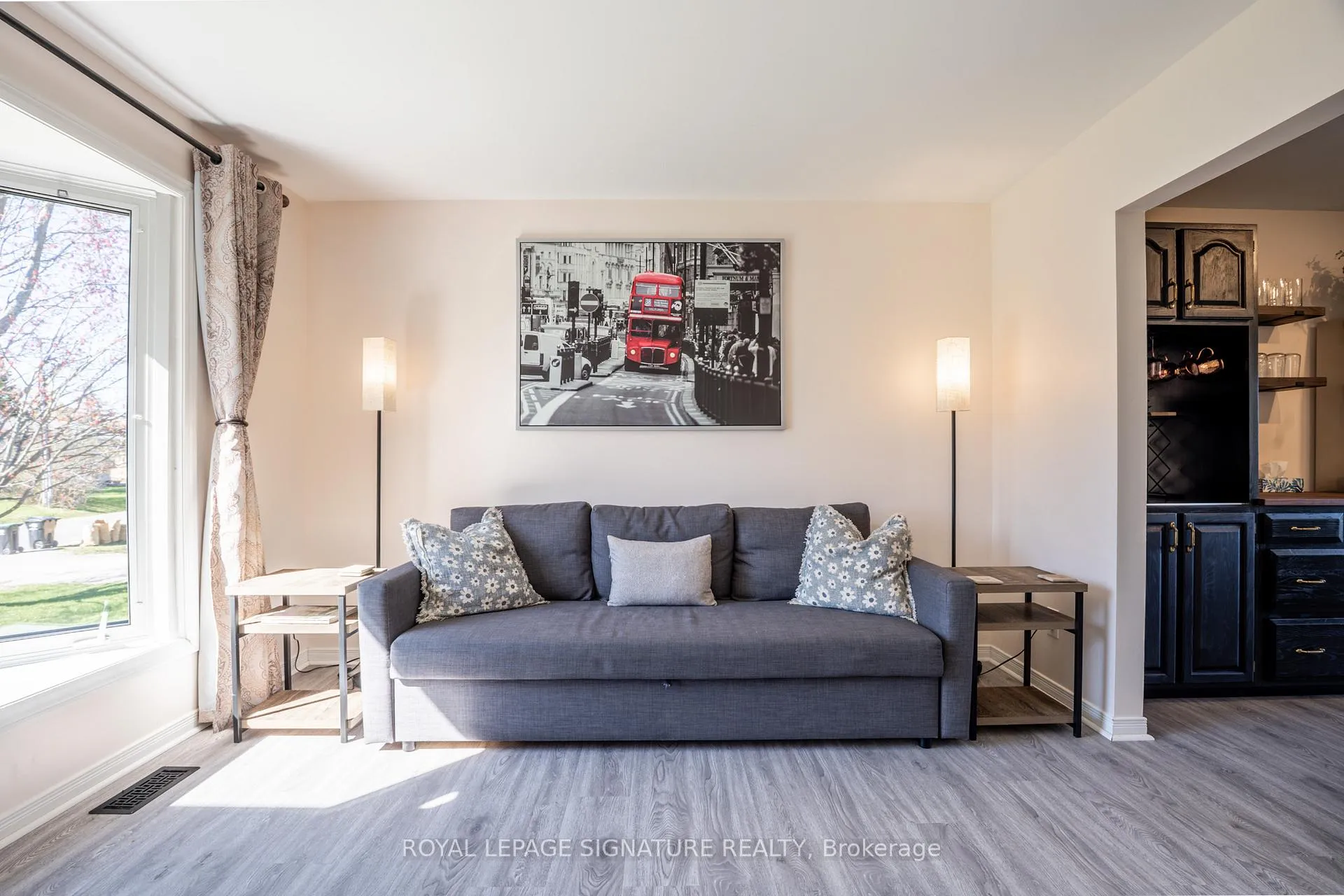 Photo 10 of 34 Champlain Crescent, Oro-Medonte, Warminster — HOMEH