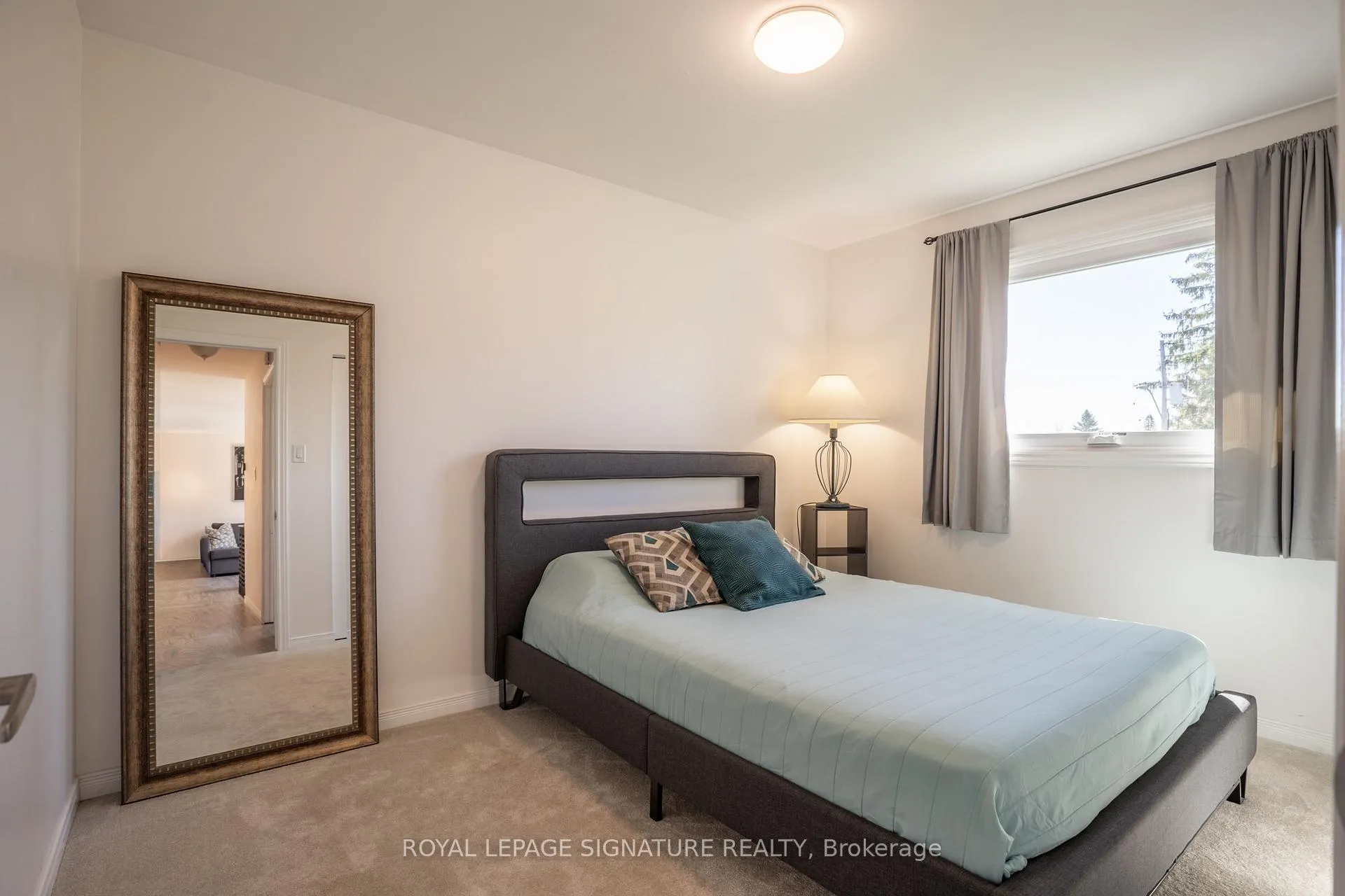 Photo 13 of 34 Champlain Crescent, Oro-Medonte, Warminster — HOMEH
