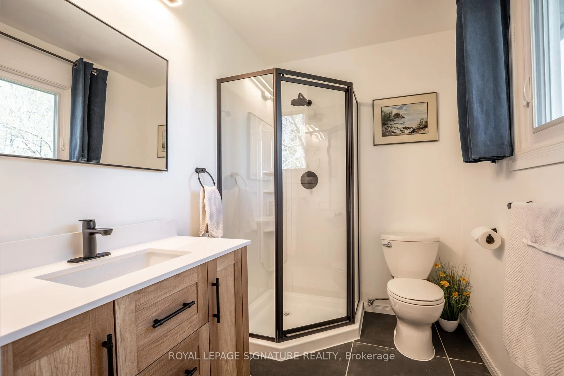 Photo 15 of 34 Champlain Crescent, Oro-Medonte, Warminster — HOMEH