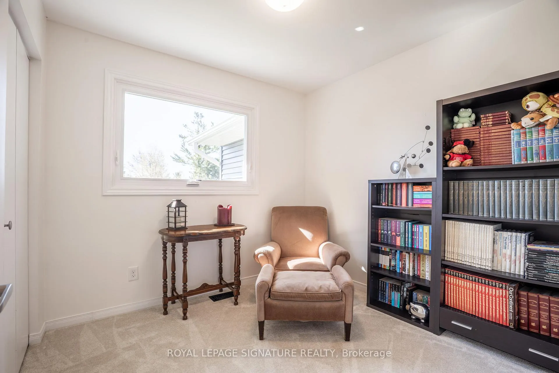 Photo 16 of 34 Champlain Crescent, Oro-Medonte, Warminster — HOMEH