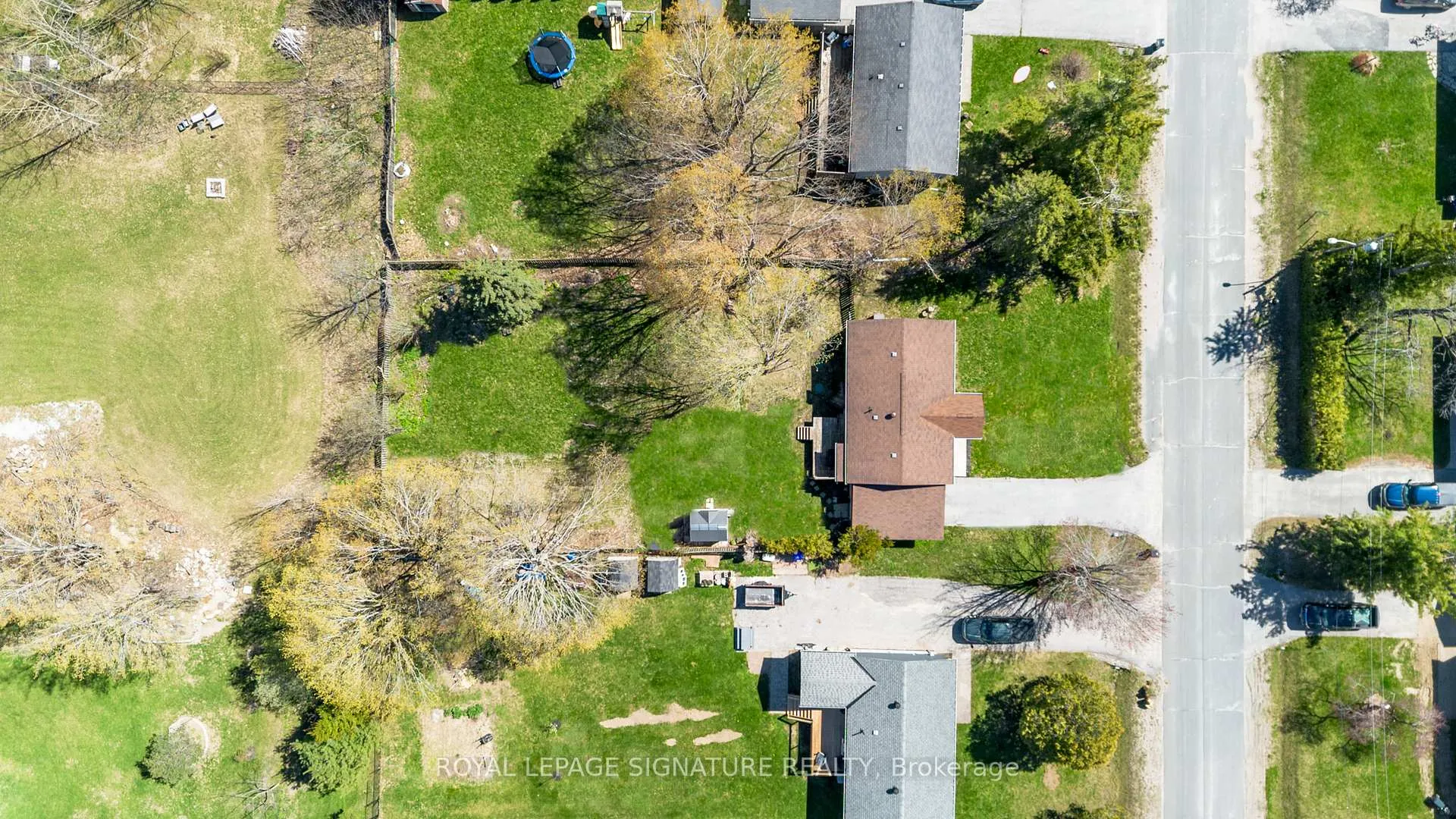 Photo 25 of 34 Champlain Crescent, Oro-Medonte, Warminster — HOMEH