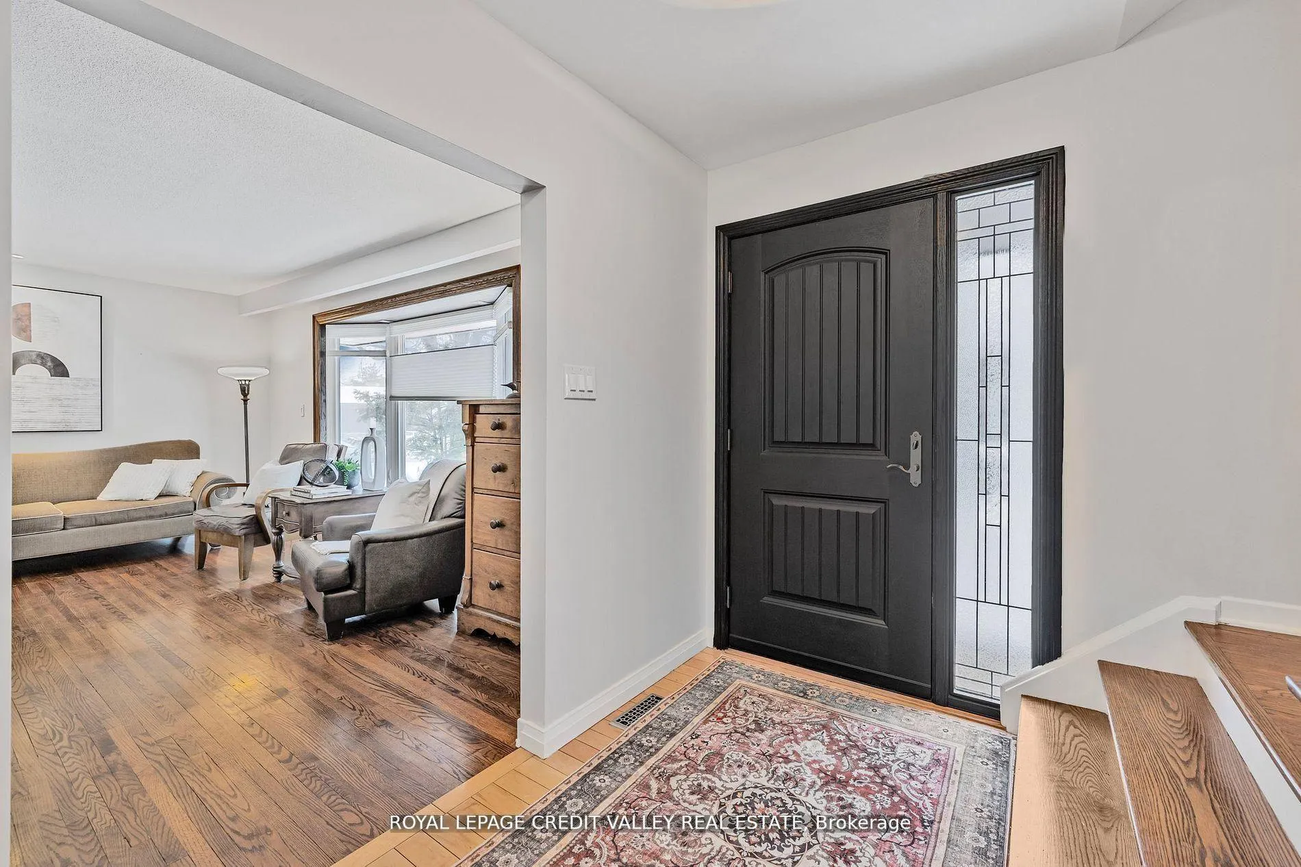 Photo 7 of 36 Lockton Crescent, Brampton, Brampton East — HOMEH