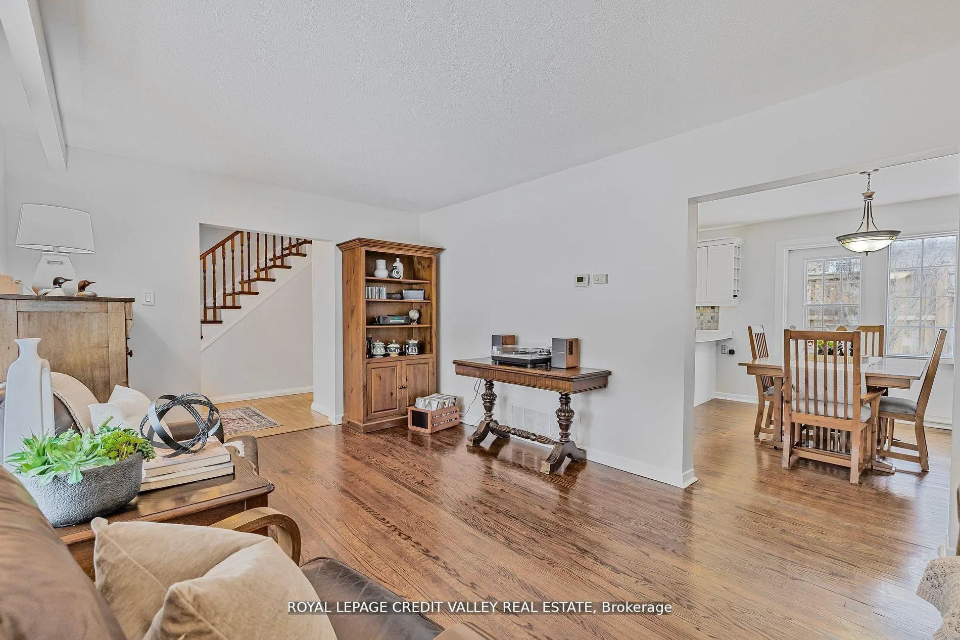 Photo 12 of 36 Lockton Crescent, Brampton, Brampton East — HOMEH