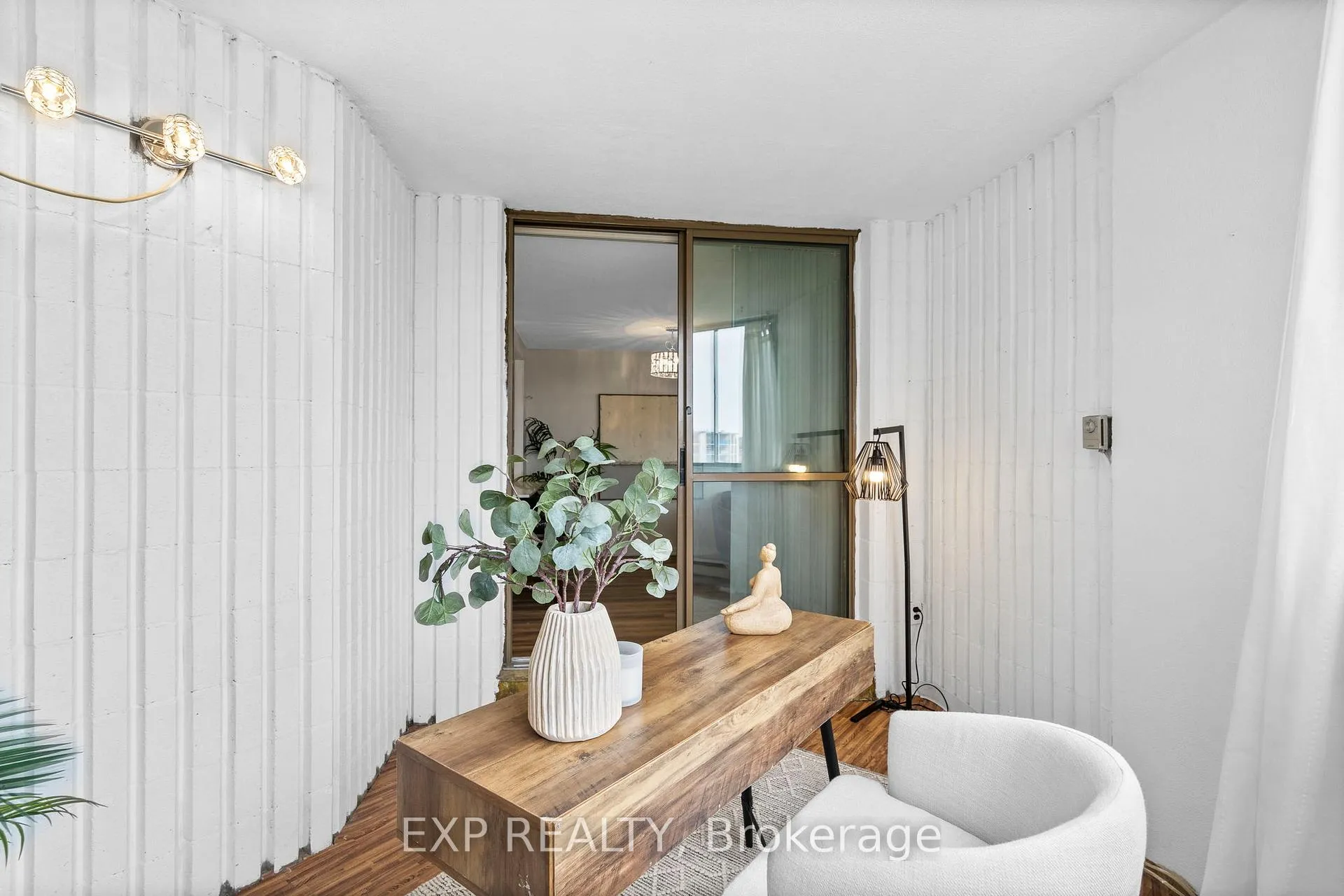Photo 25 of Unit 905, 2323 Confederation Parkway, Mississauga, Cooksville — HOMEH