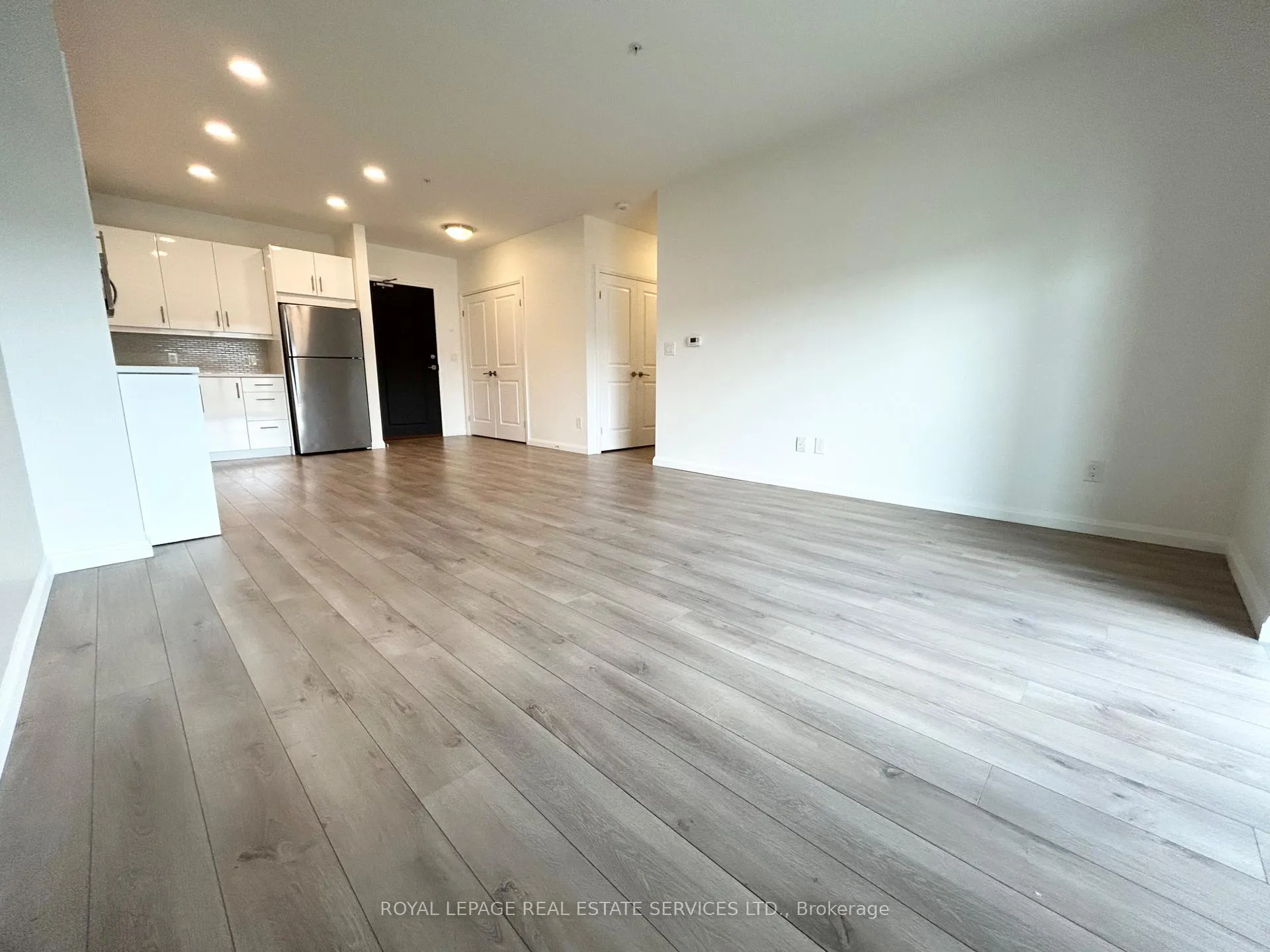 Photo 9 of Unit 204, 144 Watson Road N, Guelph, Grange Road — HOMEH