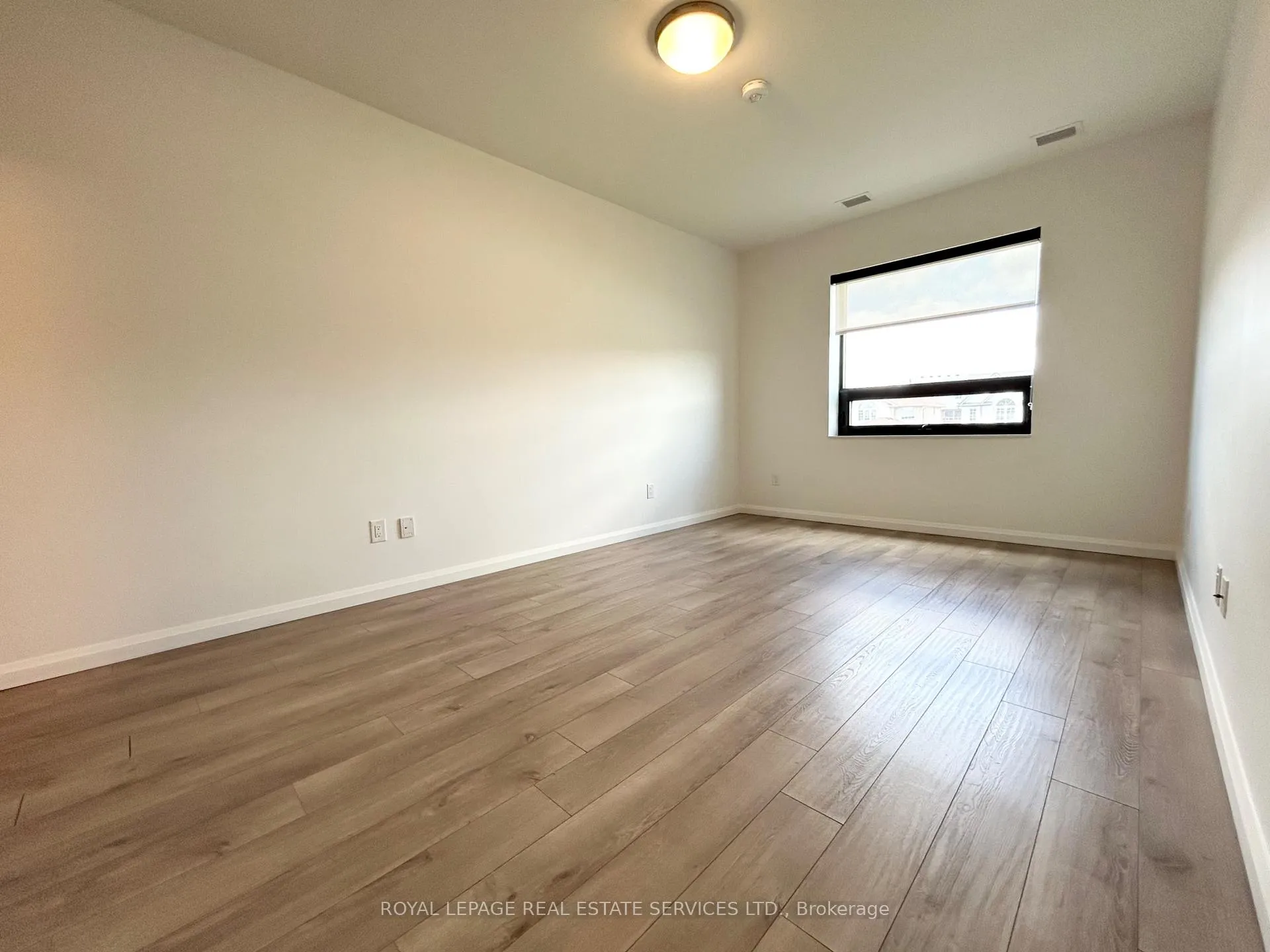 Photo 10 of Unit 204, 144 Watson Road N, Guelph, Grange Road — HOMEH