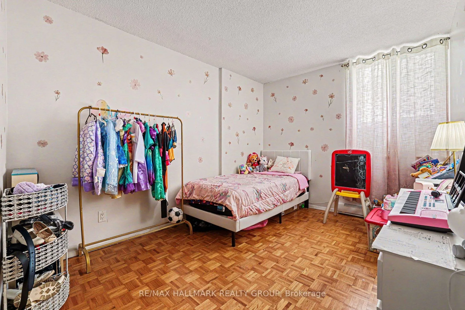 Photo 13 of Unit 1002, 2000 Jasmine Crescent, Ottawa, Beacon Hill South — HOMEH