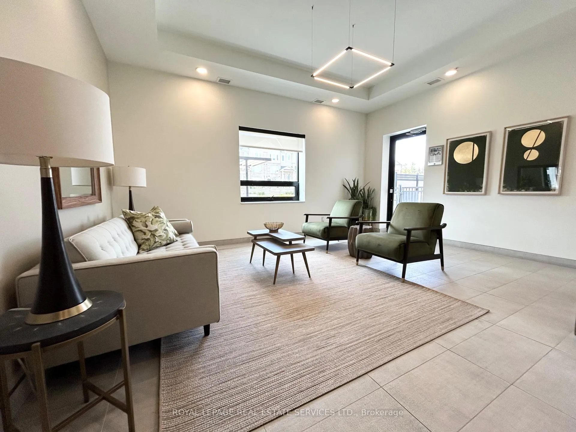 Photo 2 of Unit 601, 144 Watson Road N, Guelph, Grange Road — HOMEH