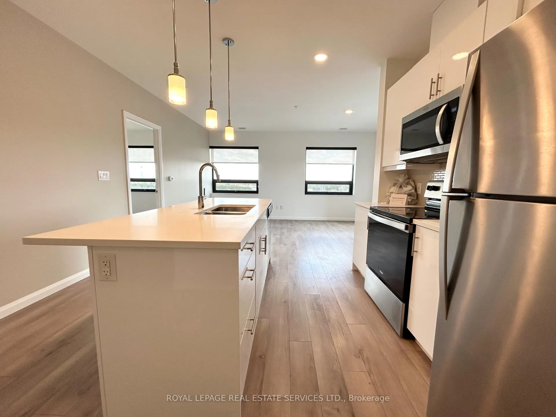 Photo 7 of Unit 601, 144 Watson Road N, Guelph, Grange Road — HOMEH