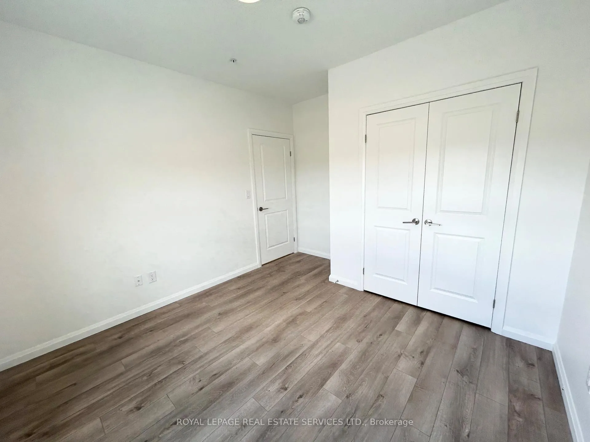Photo 15 of Unit 601, 144 Watson Road N, Guelph, Grange Road — HOMEH